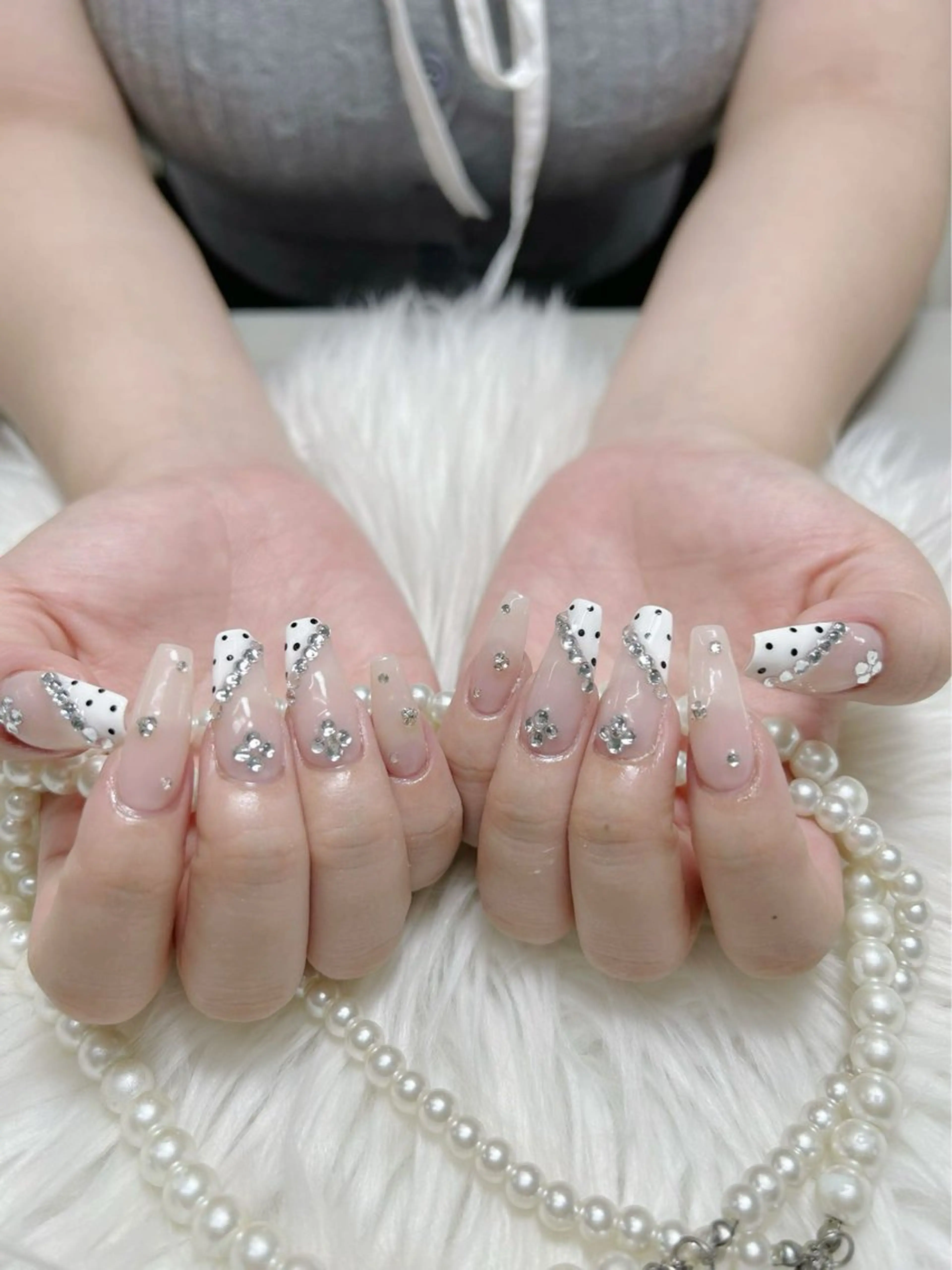 ネイル 長さ出し フレンチネイル ジェルネイル ガラスフレンチ 韓国ネイル ハンドネイル ハンドケア For U nail スカルプ専門店のネイルデザイン