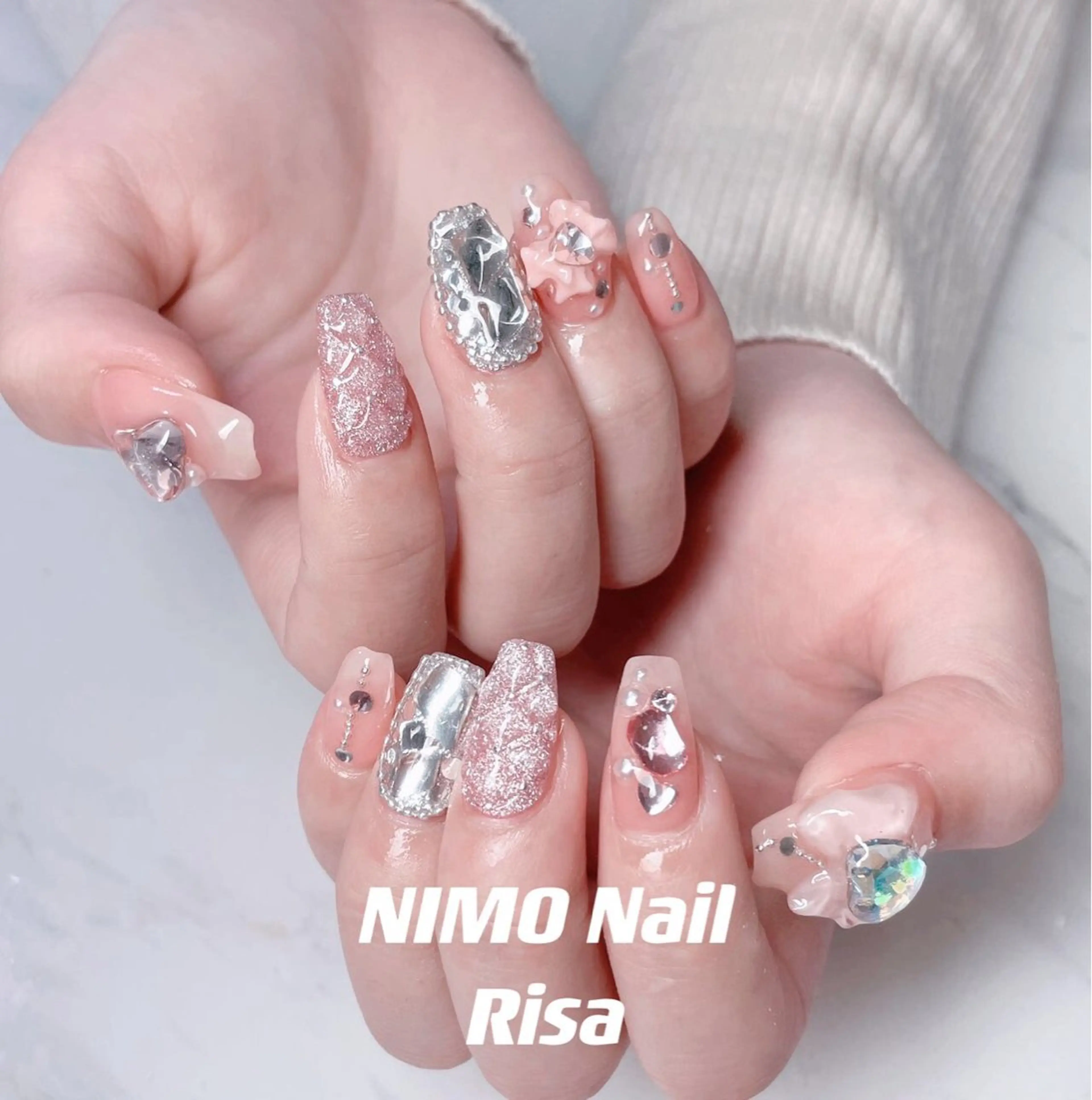 ネイル ハンドネイル RI SA☀️ リサのネイルデザイン