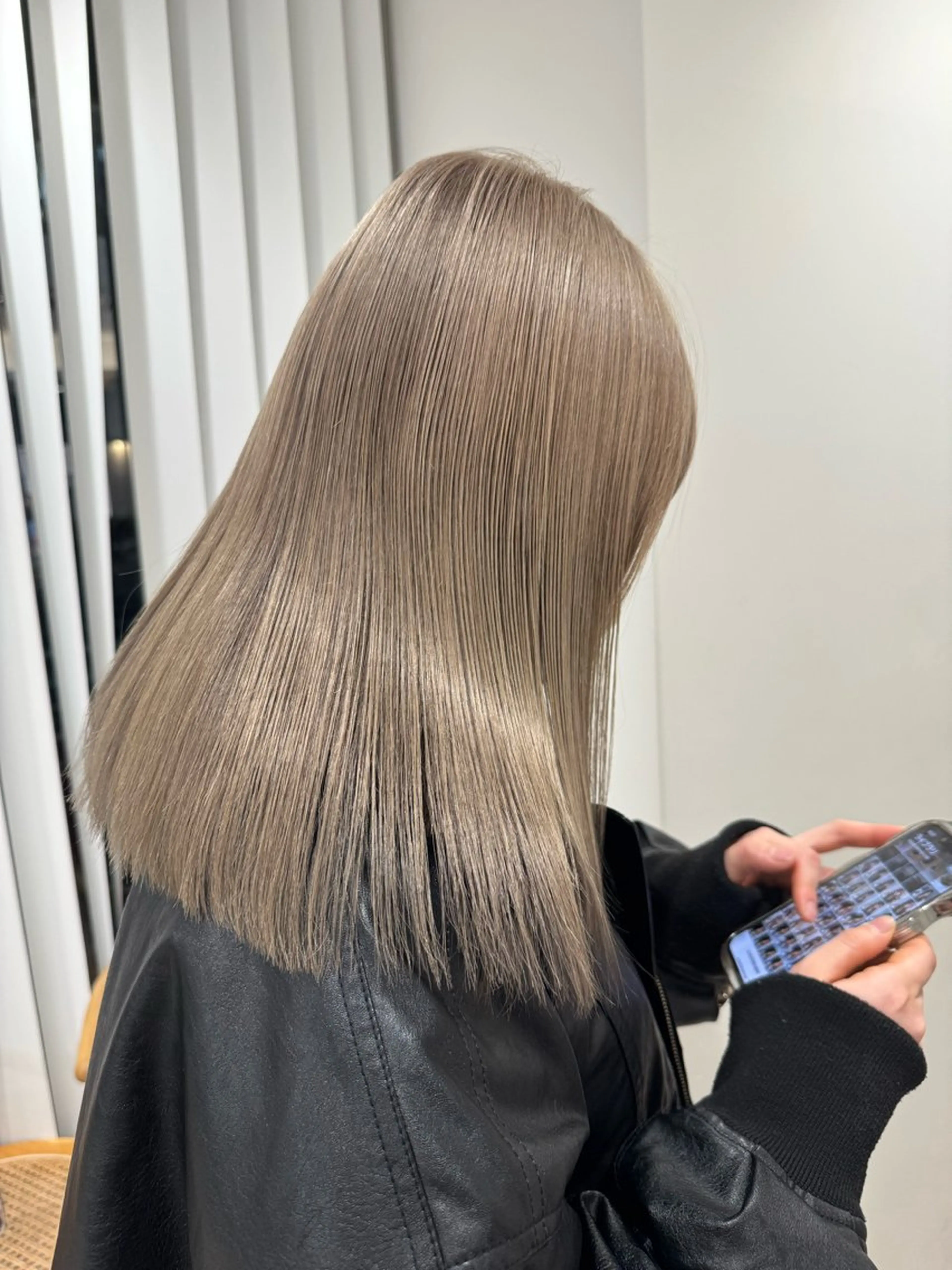 セミロング カラー 無料ボブカットモデル 様募集中/あいらのヘアスタイル