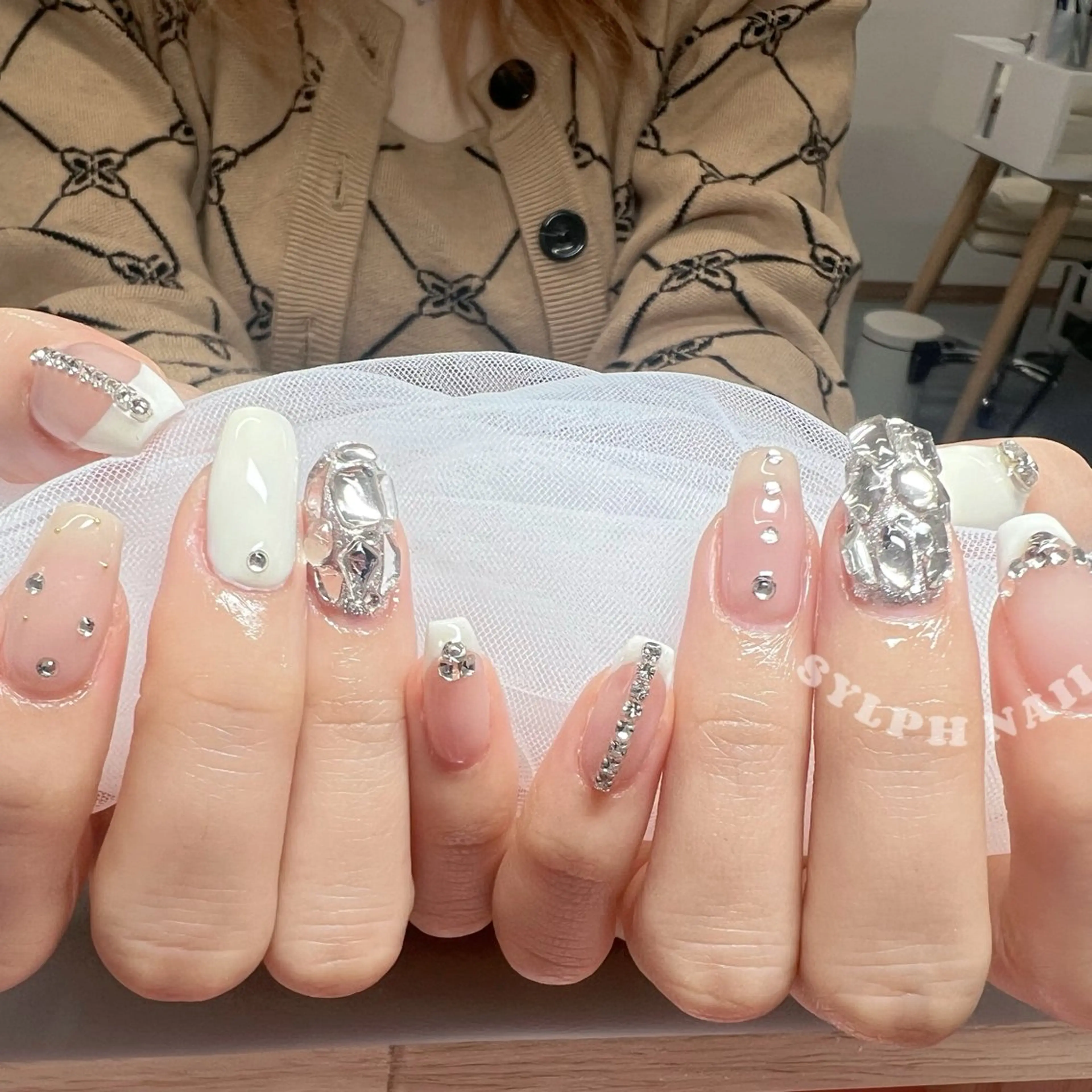 ネイル ハンドネイル Trend Nail シルフのネイルデザイン