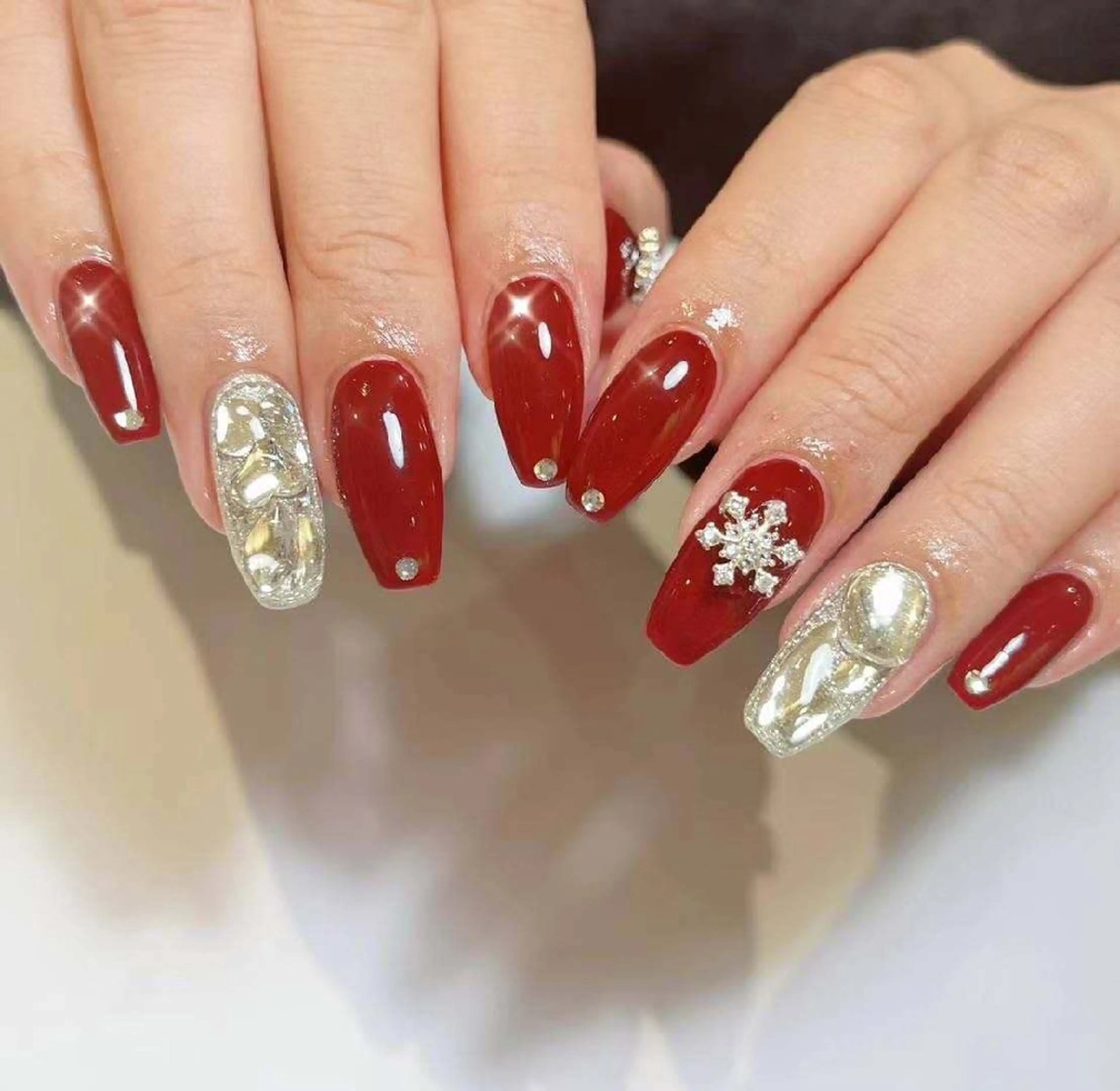 ネイル RiRi ネイルサロンのネイルデザイン