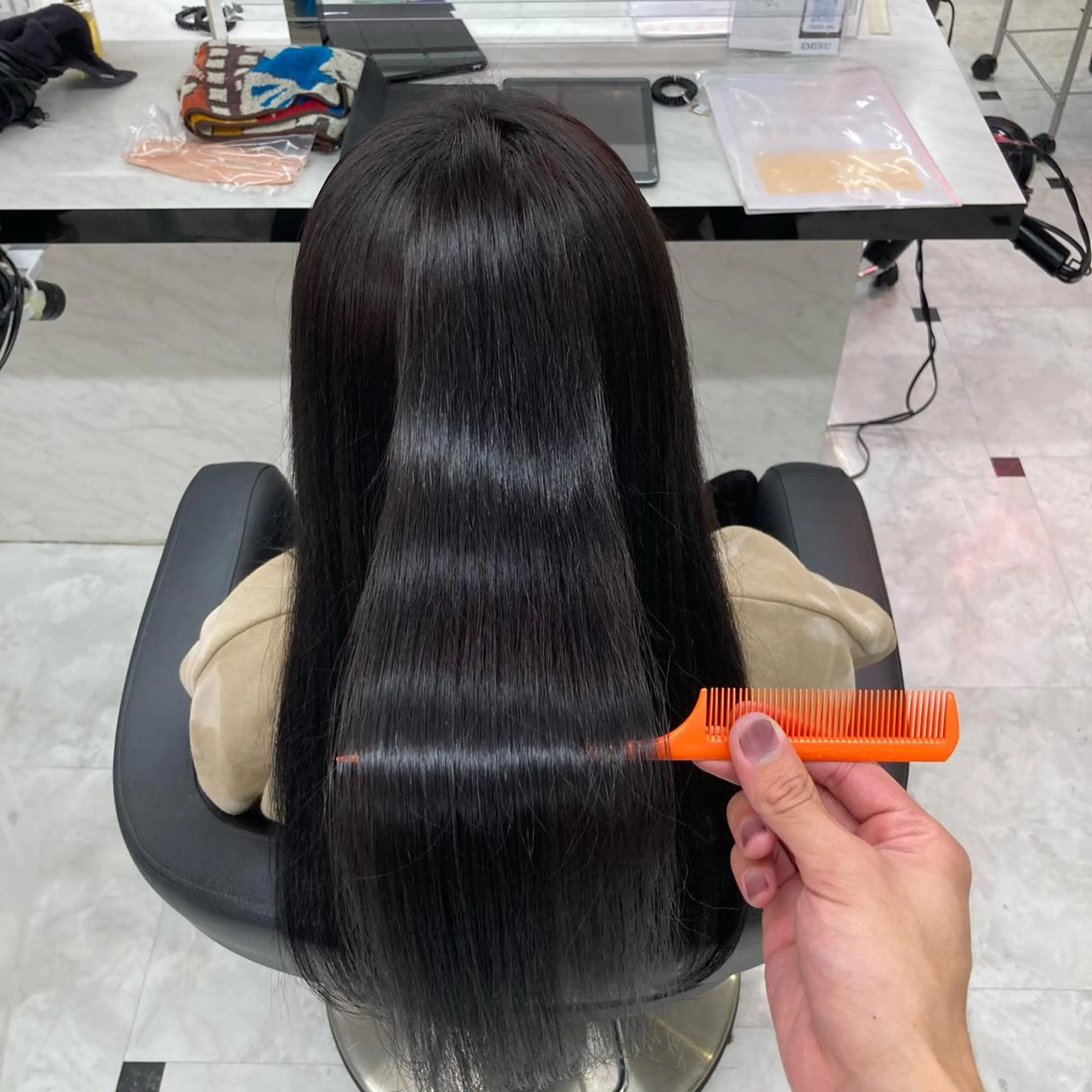 ロング トリートメント ヘッドスパ ヘアセット ❤️赤み消し 上品カラー❤️のヘアスタイル