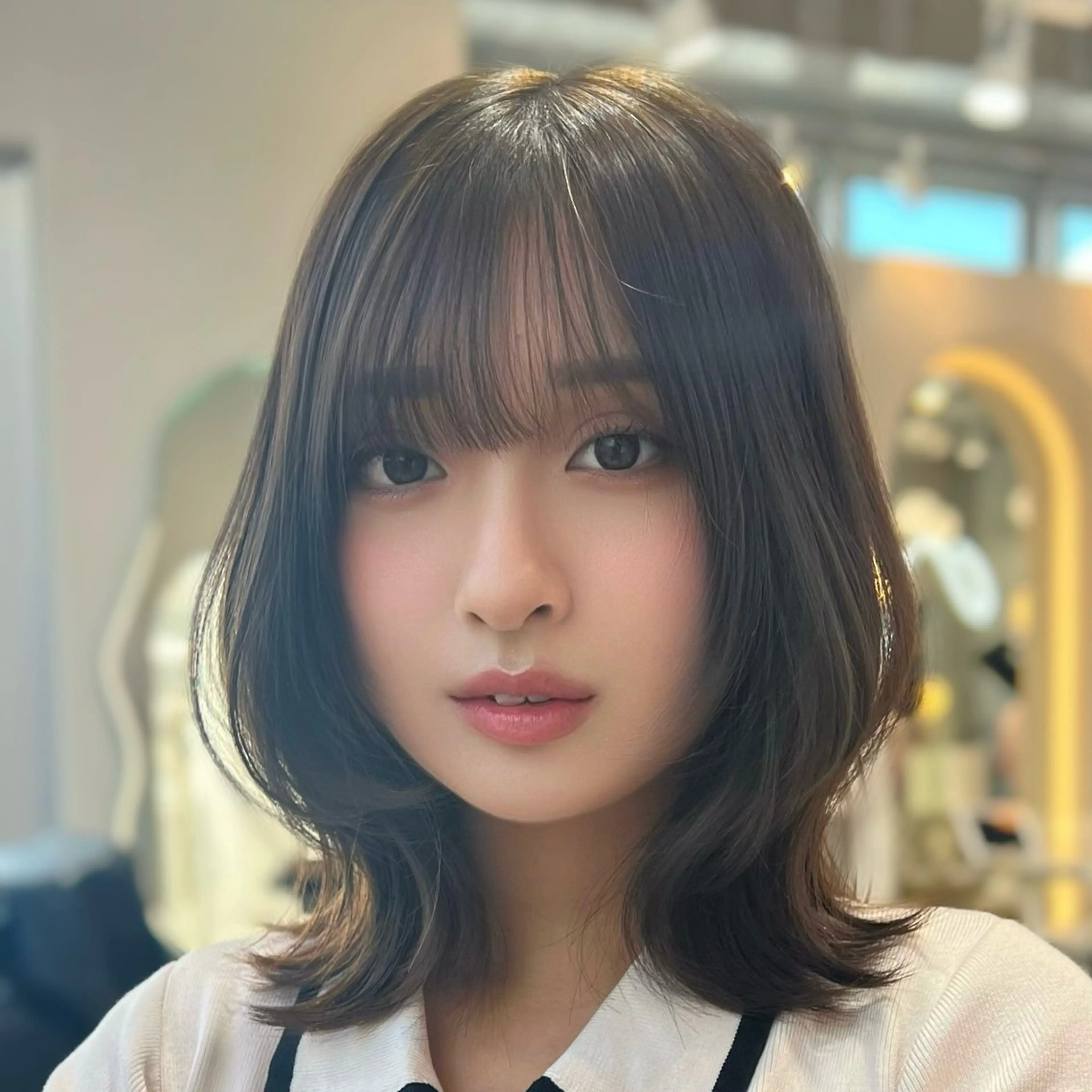 ミディアム Loom.by Sea【ルーム バイ シー】所属・松本元也✂️新宿 韓国風ボブ/ショートのヘアスタイル