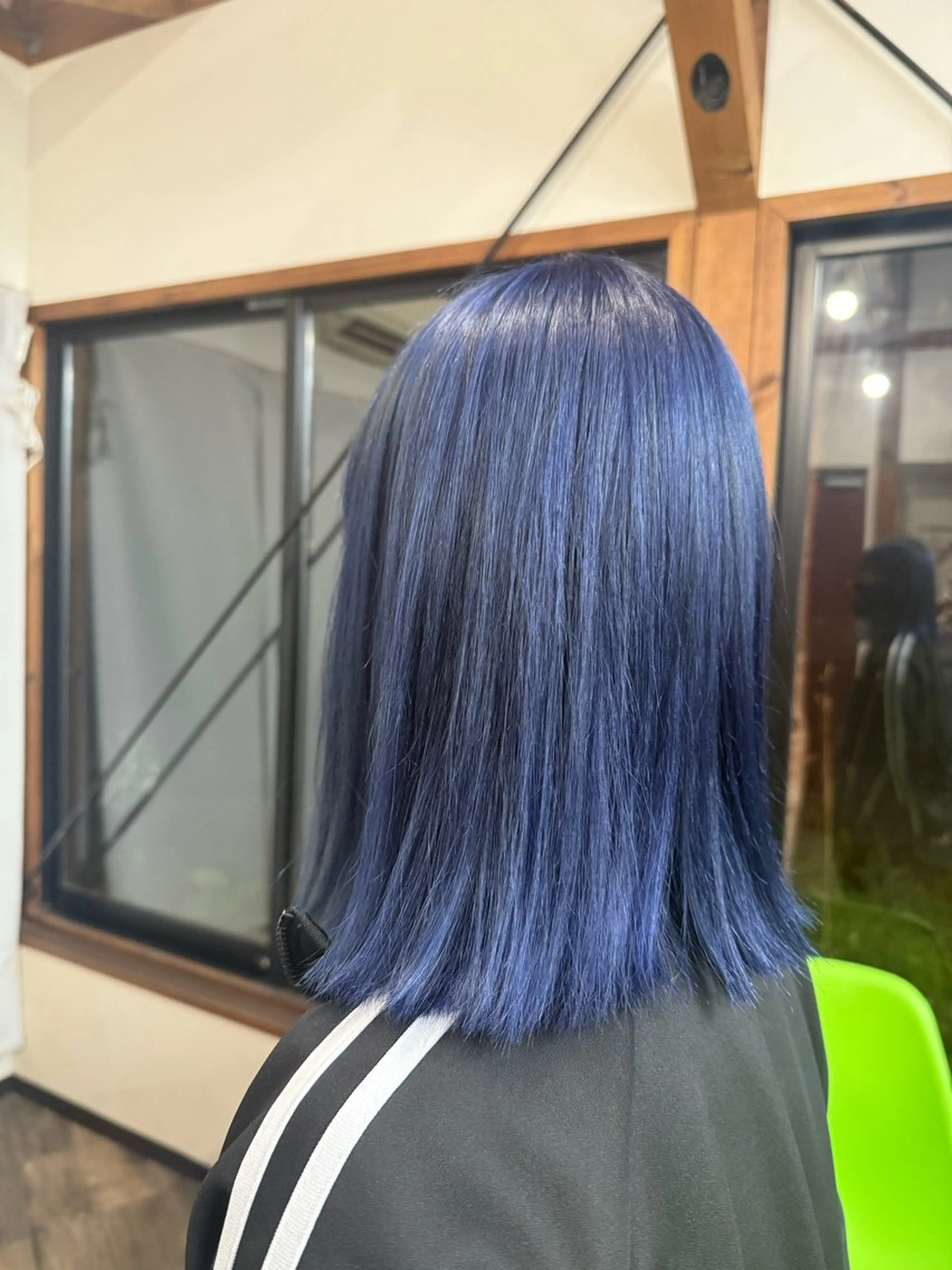 カラー ブリーチ ブルーカラー ヘアカラー Organic hairsalon AXIS 音更店所属・ミ クのヘアスタイル