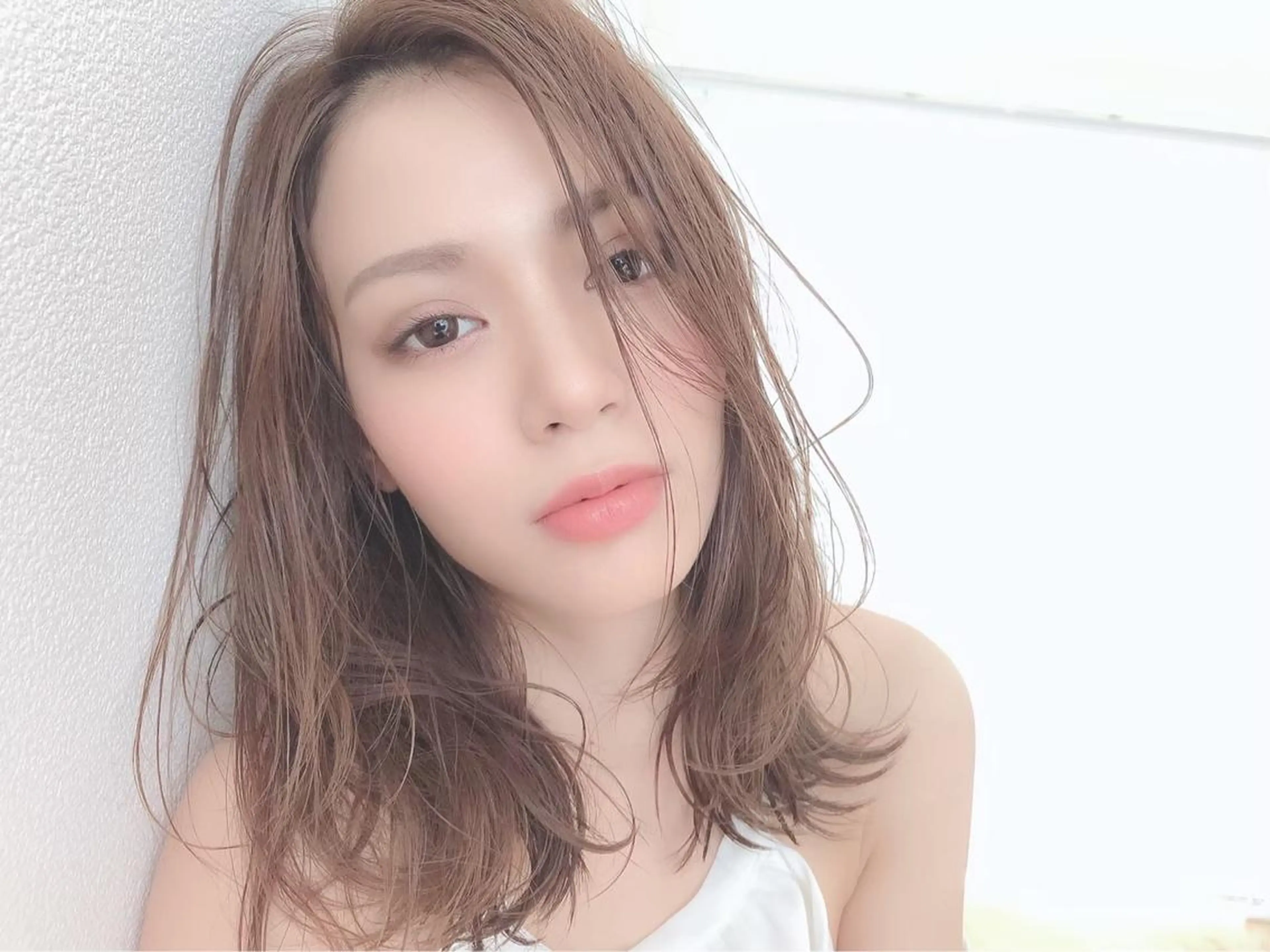 ミディアム レイヤーカット・ 縮毛矯正 星野のヘアスタイル