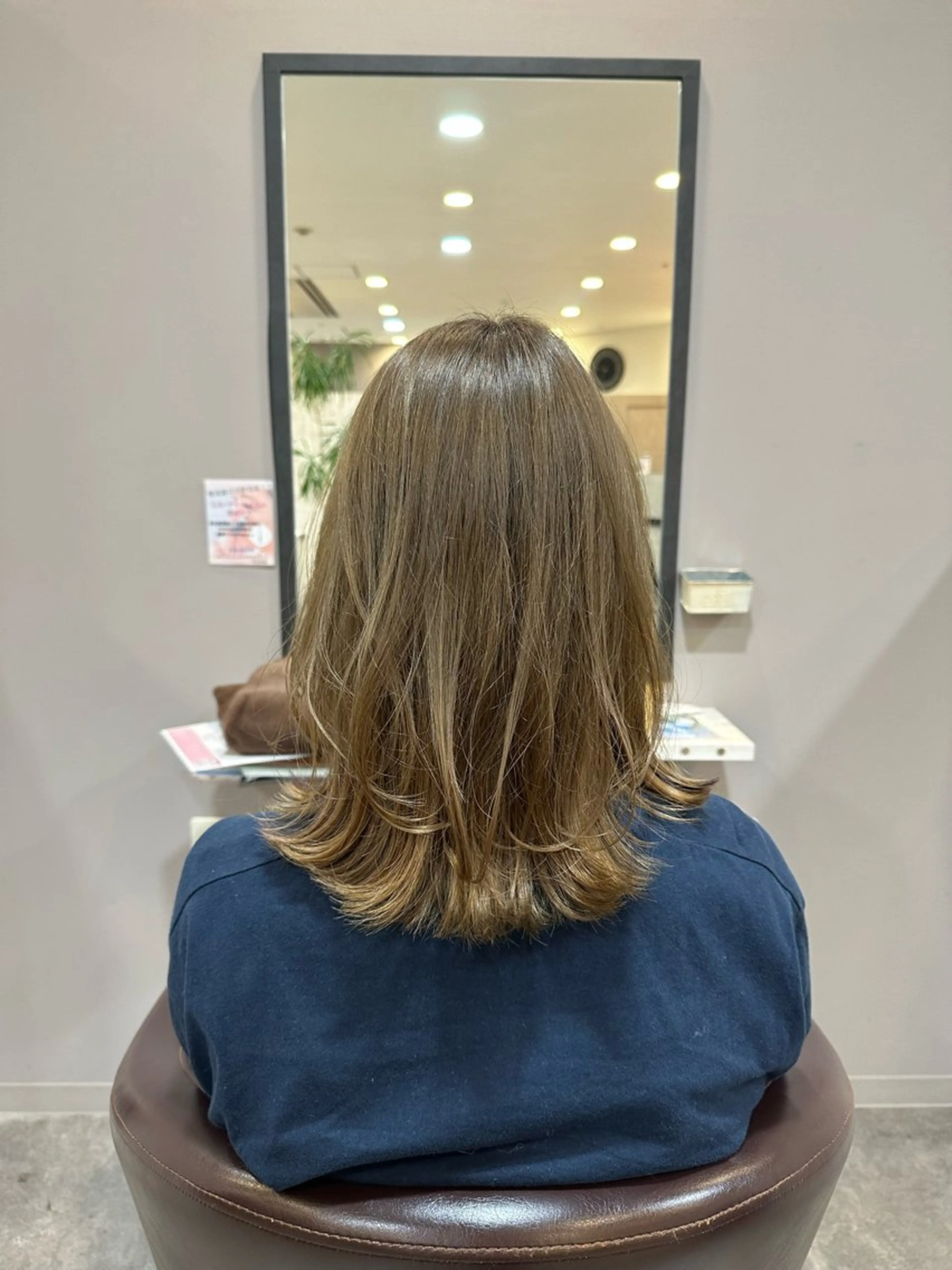 ミディアム くびれヘア Bonheur  KAWANISHI所属・ノンダメージ 🥑mikubanのヘアスタイル