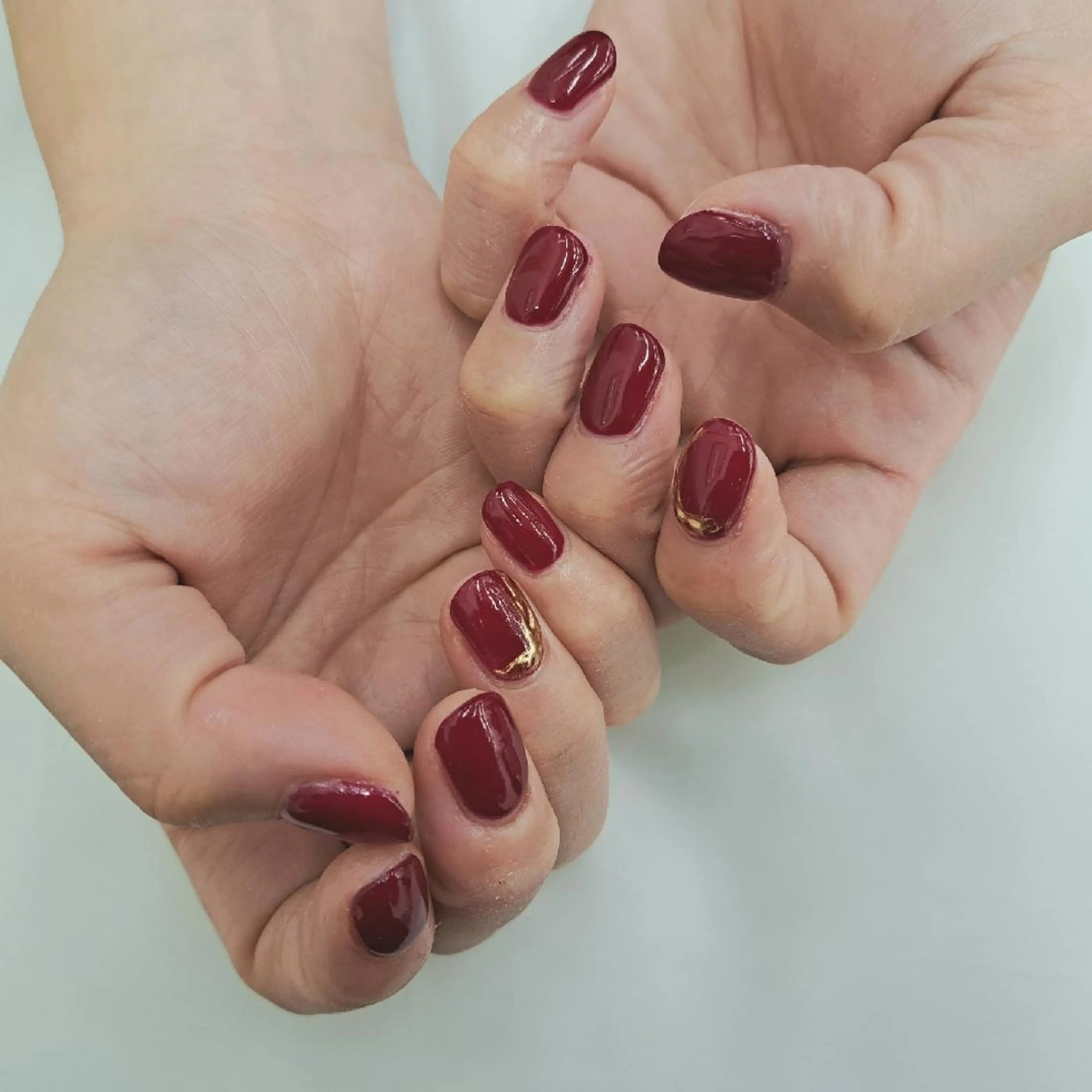 ネイル ボルドー ゴールド ミラーネイル 赤色 Bianca八王子 まえさだのネイルデザイン