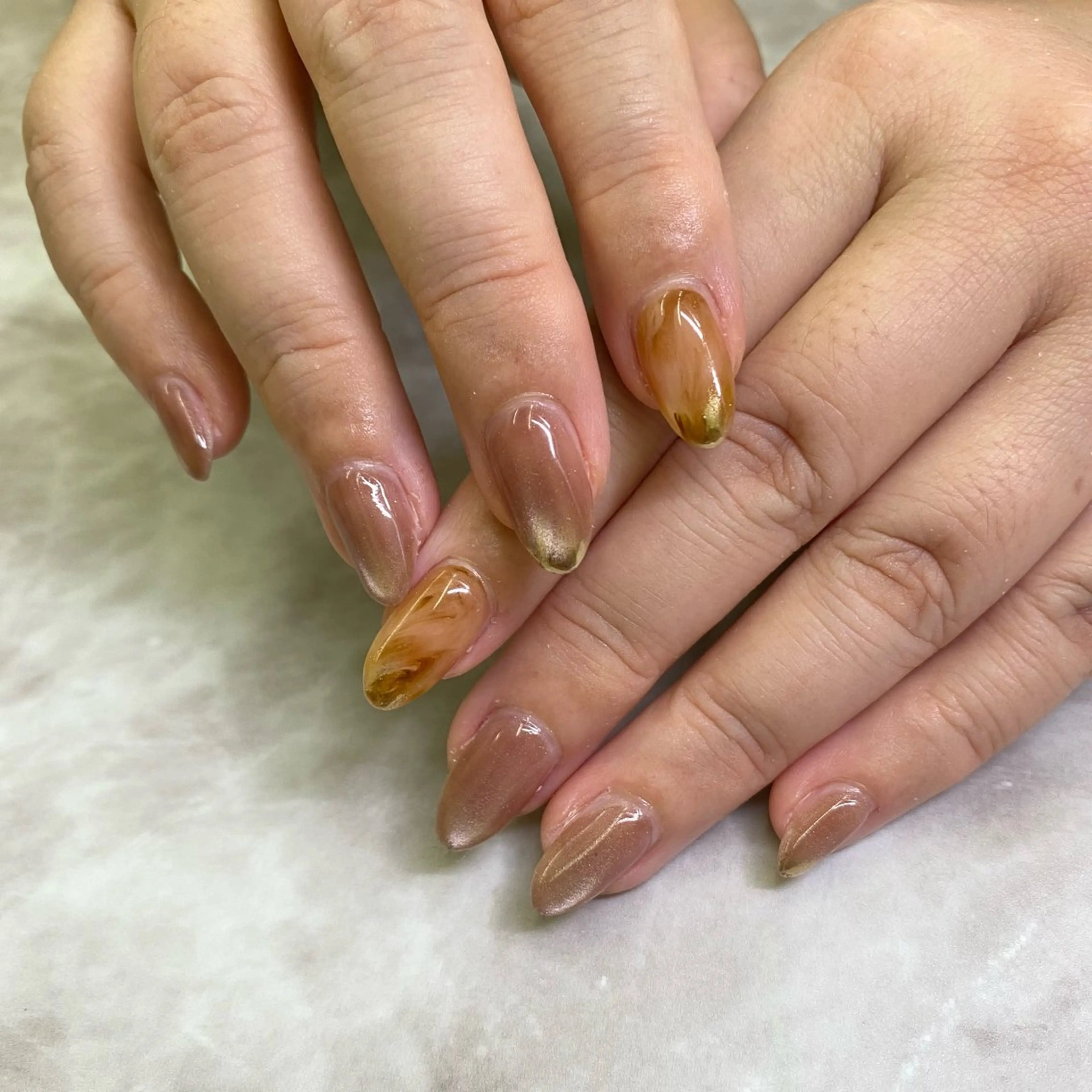 ネイル べっ甲ネイル ハンドネイル nail salon muuのネイルデザイン