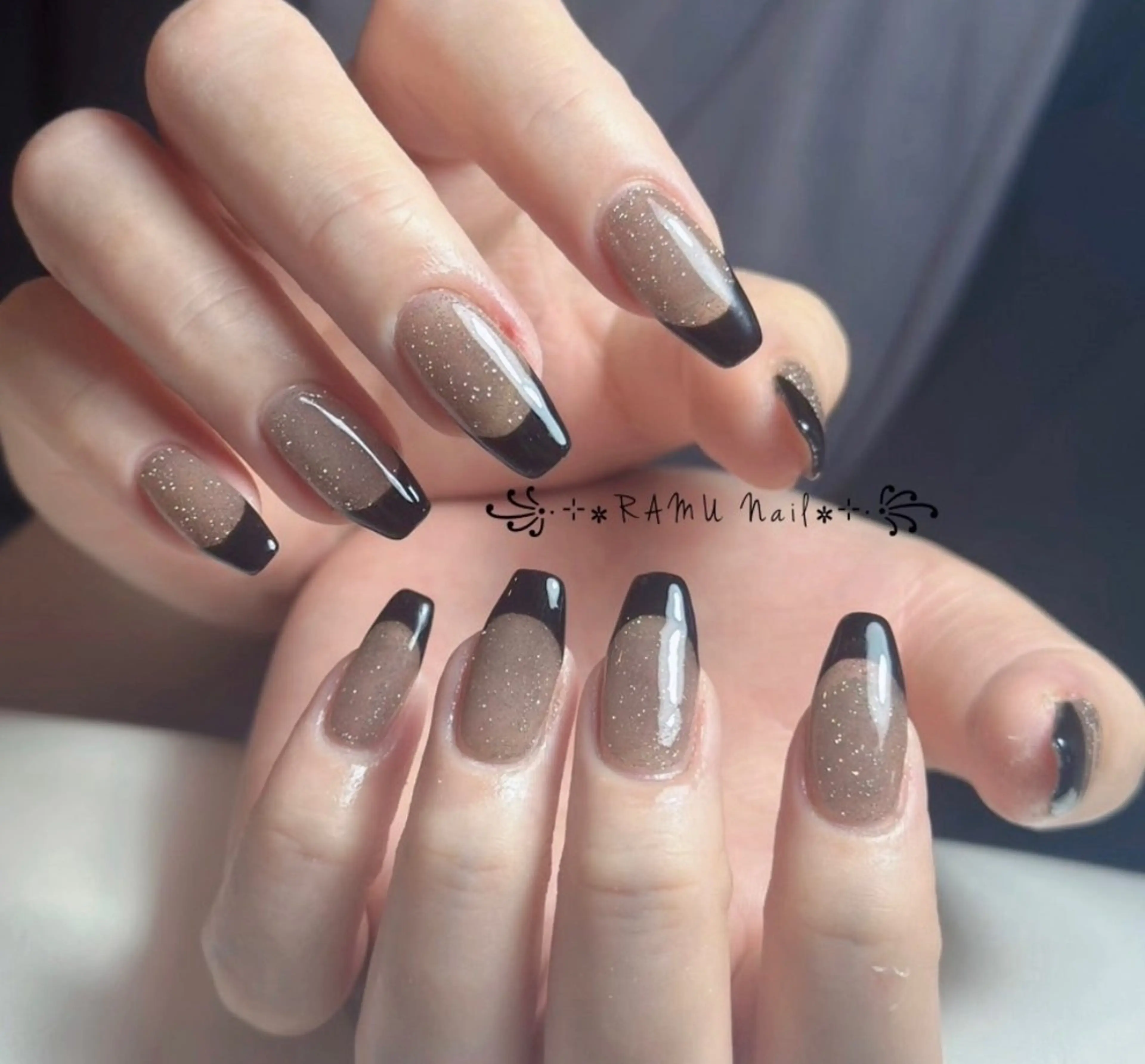 ネイル チークネイル フラッシュネイル フレンチネイル グラデーション キラキラネイル ハンドネイル RAMU_Nail 池袋店のネイルデザイン