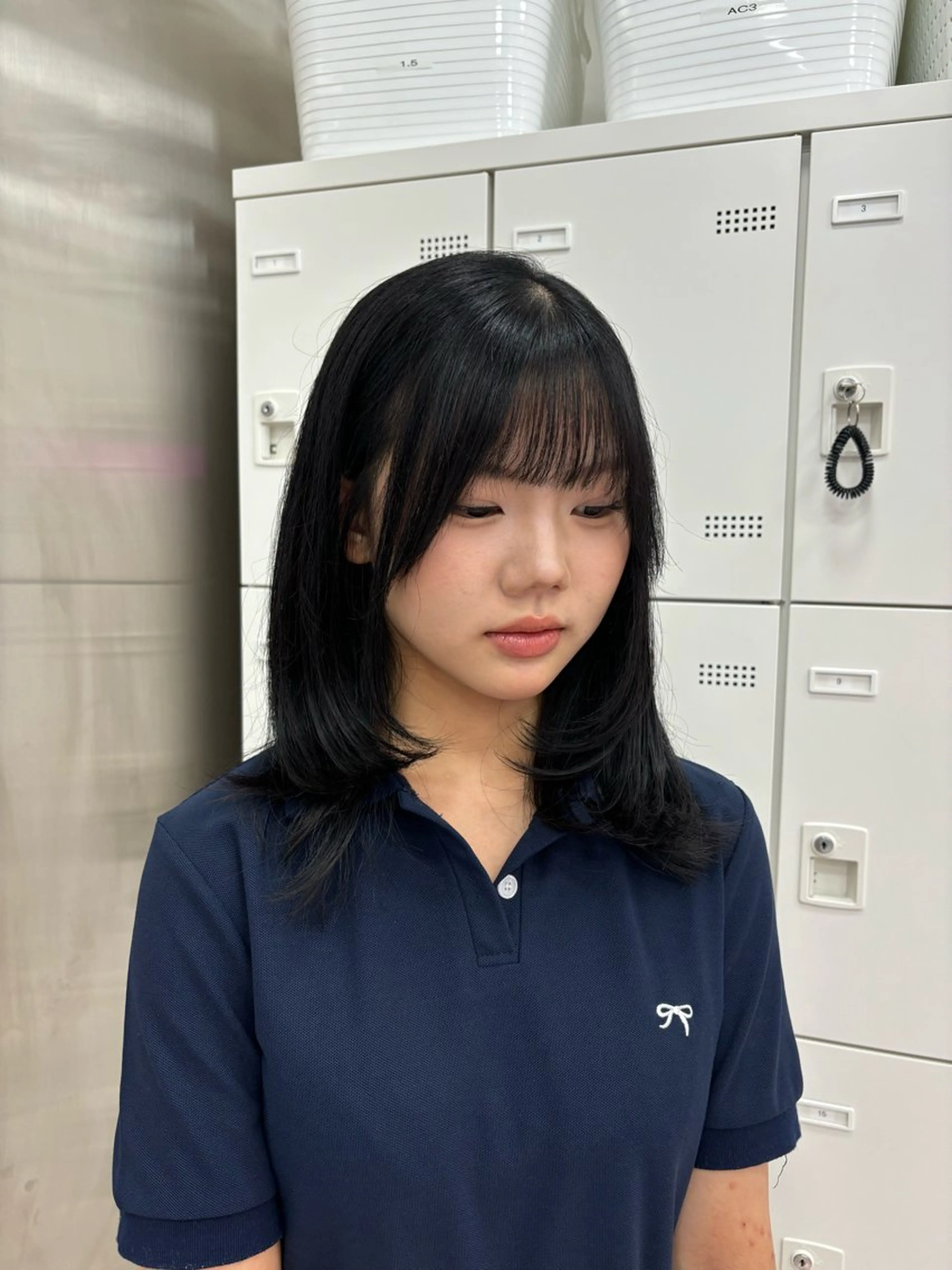 ミディアム カラー カット ヘアカラー トリートメント ヘッドスパ ヘアセット 韓国レイヤー ハッシュカットのヘアスタイル
