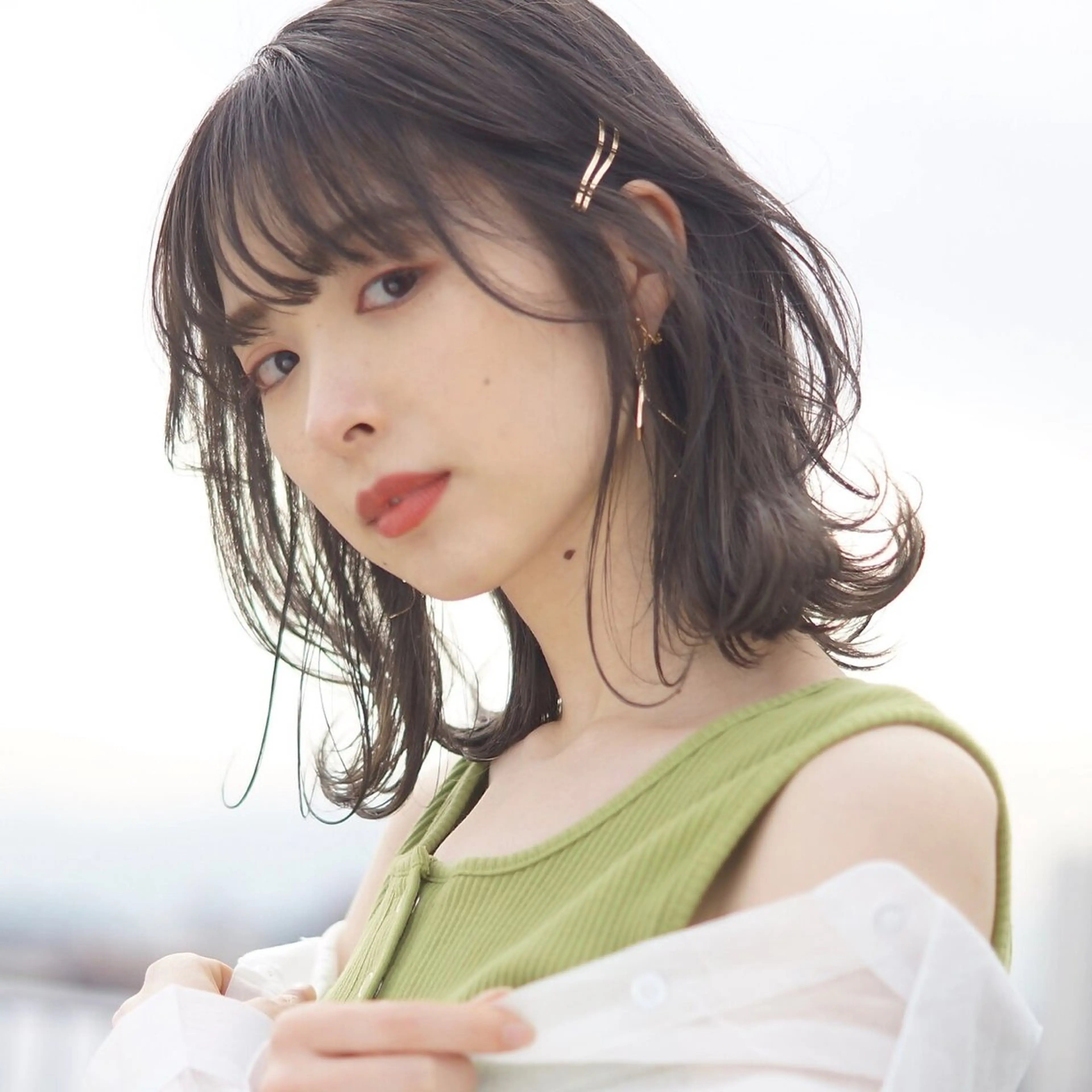 ミディアム 髪質改善 カット ヘアカラー トリートメント hoNua. 栄/透明感カラーのヘアスタイル