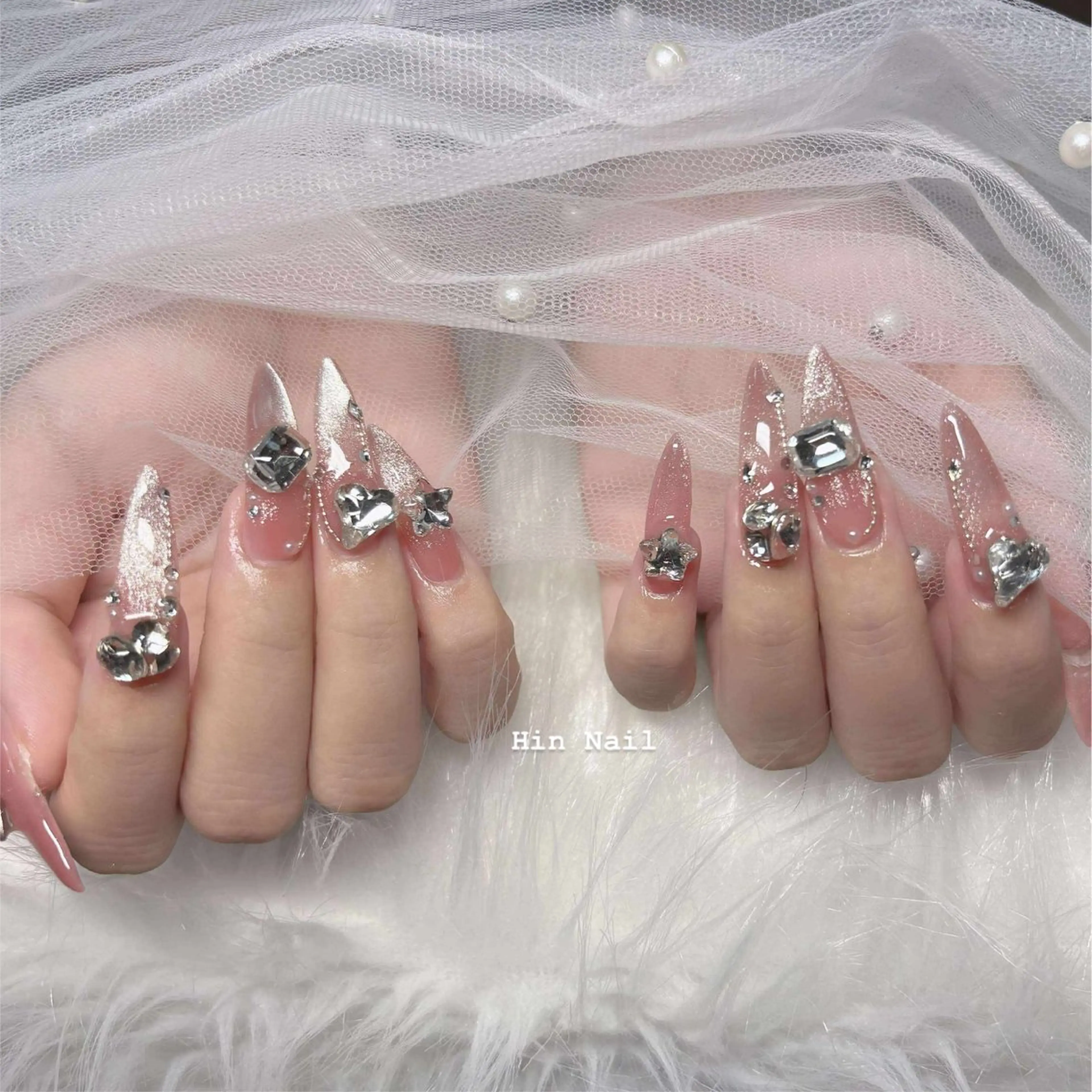 ネイル ハンドネイル HIN NAILのネイルデザイン
