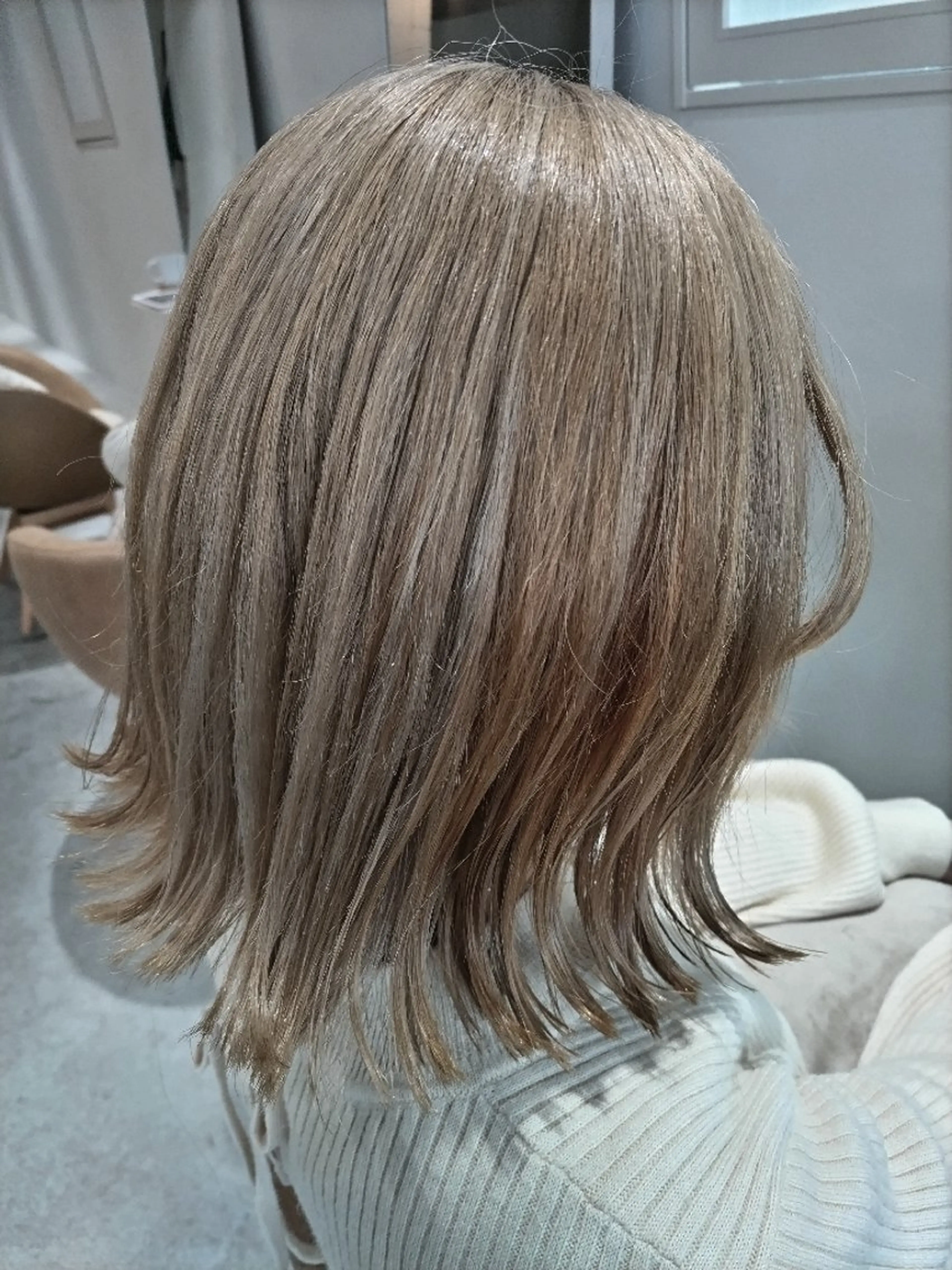 カラー ミディアム ボブ 外ハネヘア 🌸花屋併設🌸石垣 友基のヘアスタイル