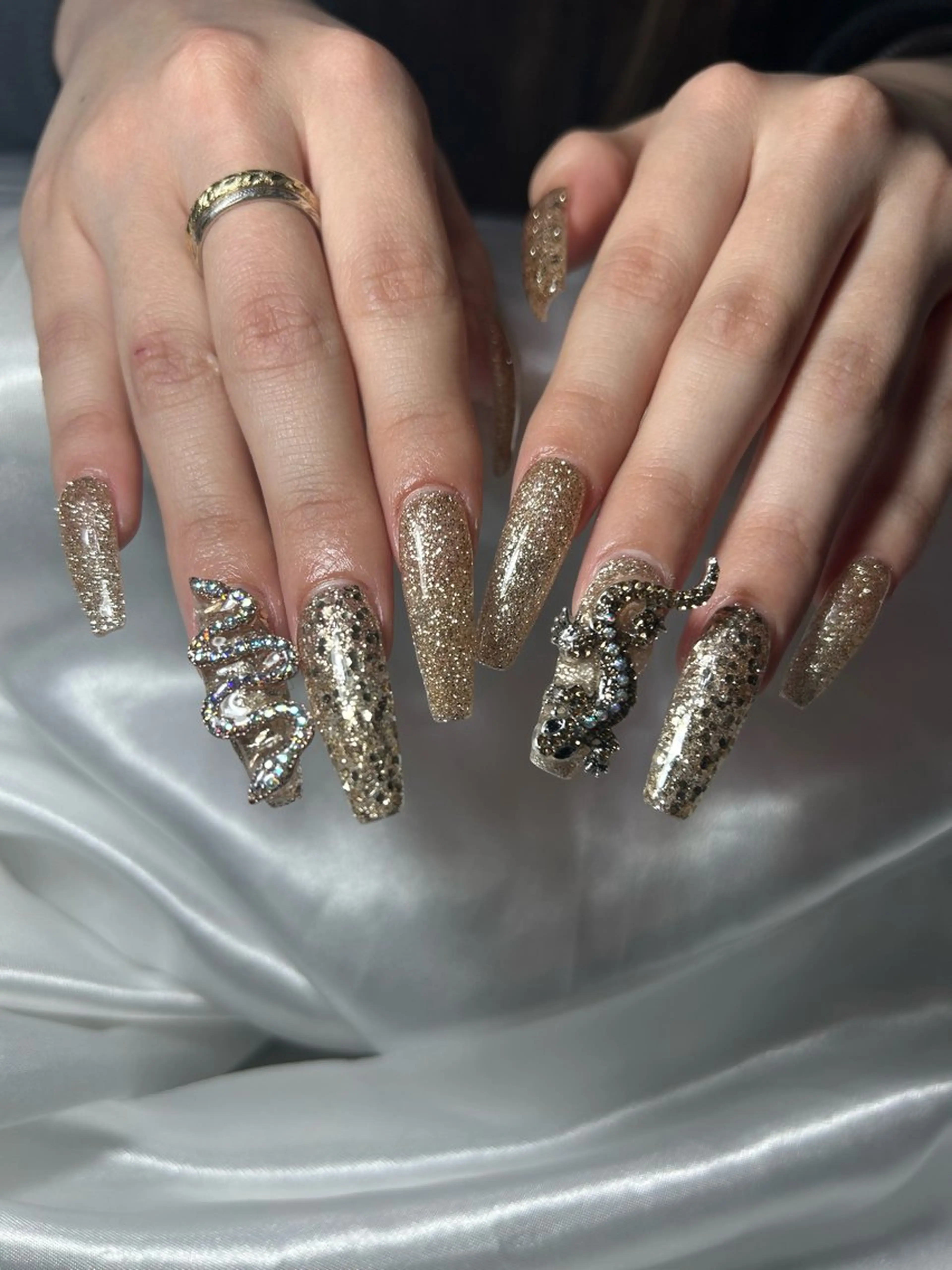 ネイル ハンドネイル nailroom‪ sb‪‪𓈒𓂂𓏸のネイルデザイン