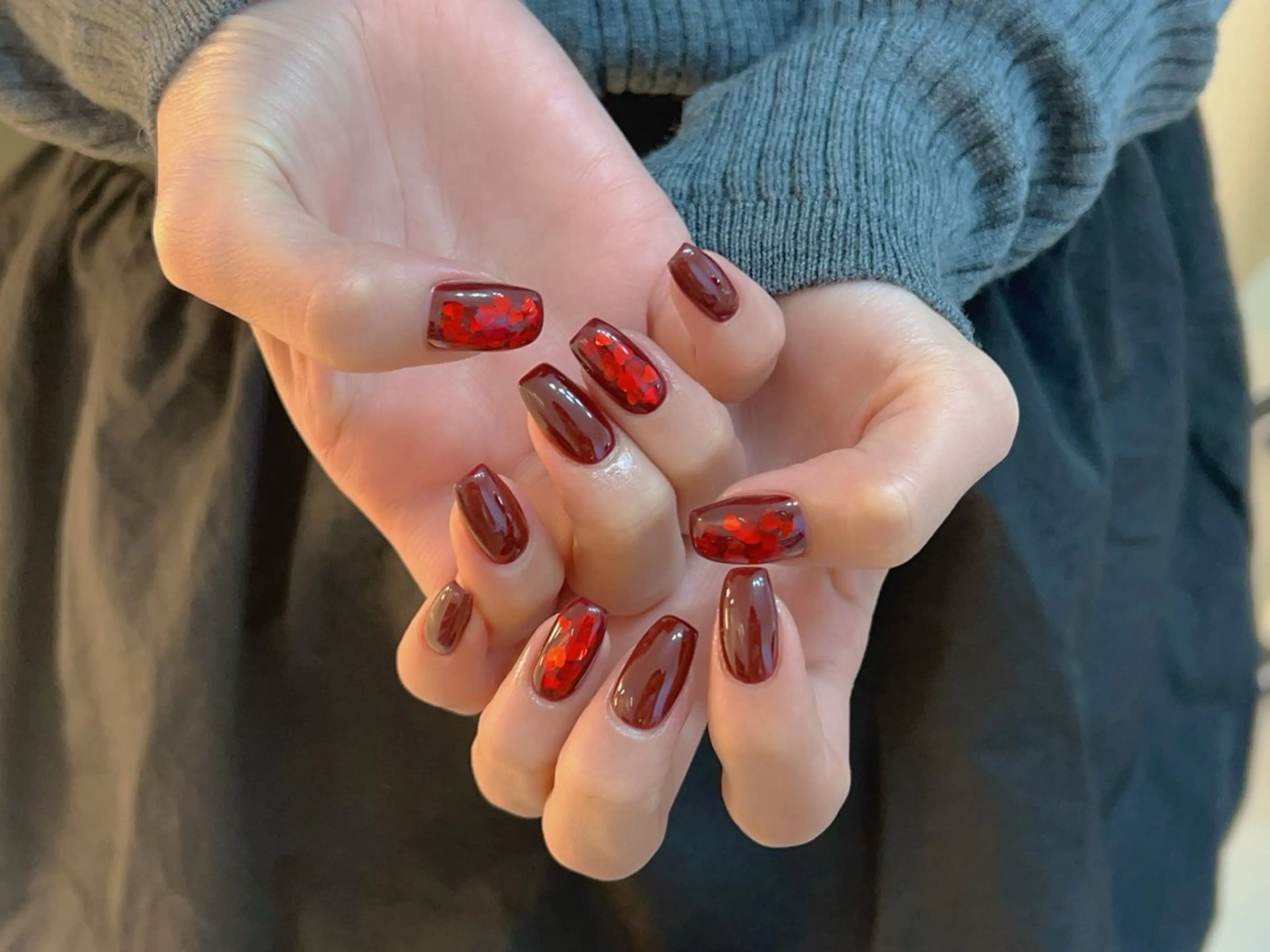 ネイル 赤色 ハンドネイル Nail salon CELEBRAILのネイルデザイン