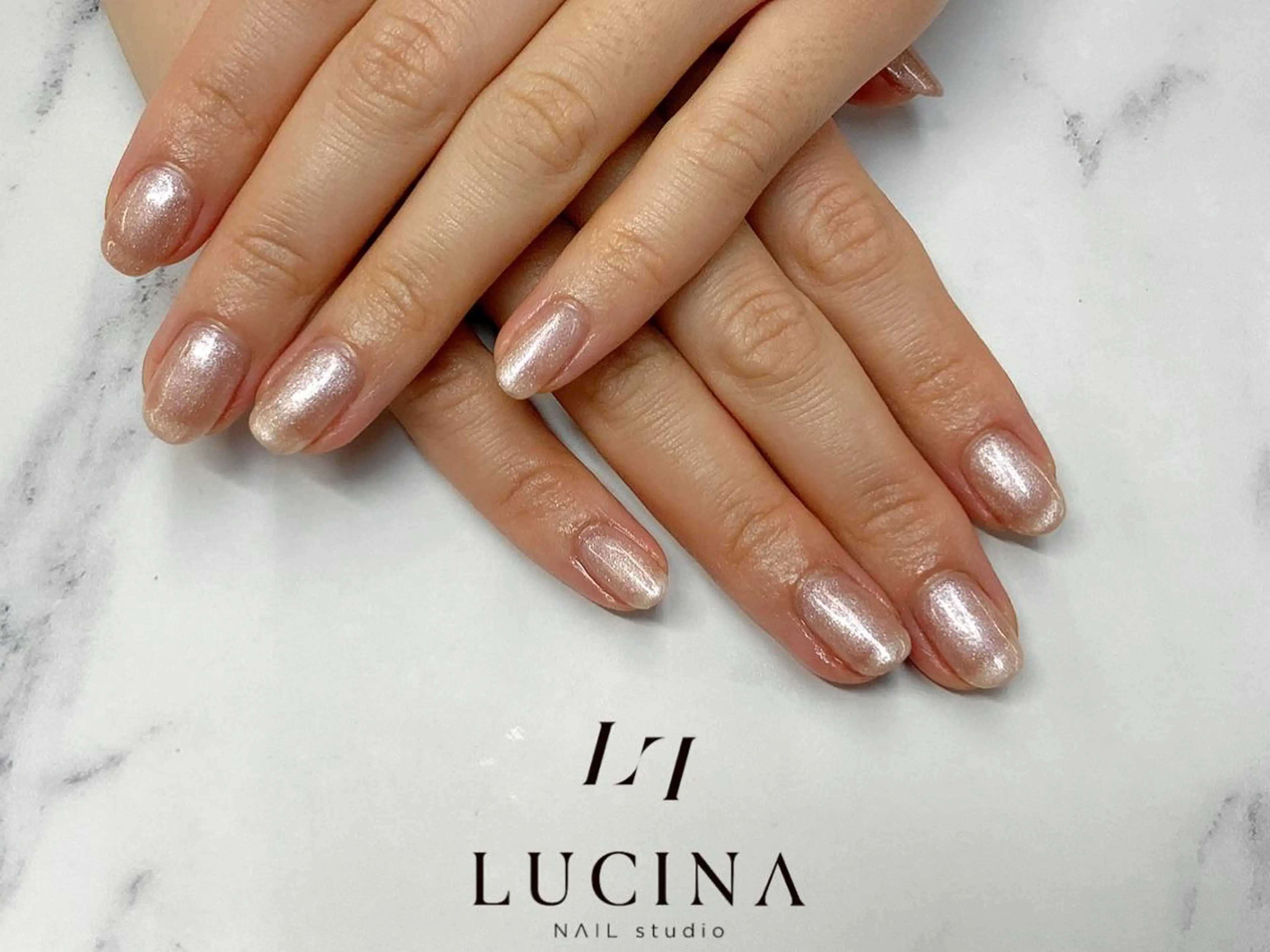 ネイル ラメ(グリッター) ワンカラーネイル 新橋 ルキナ スタッフのネイルデザイン