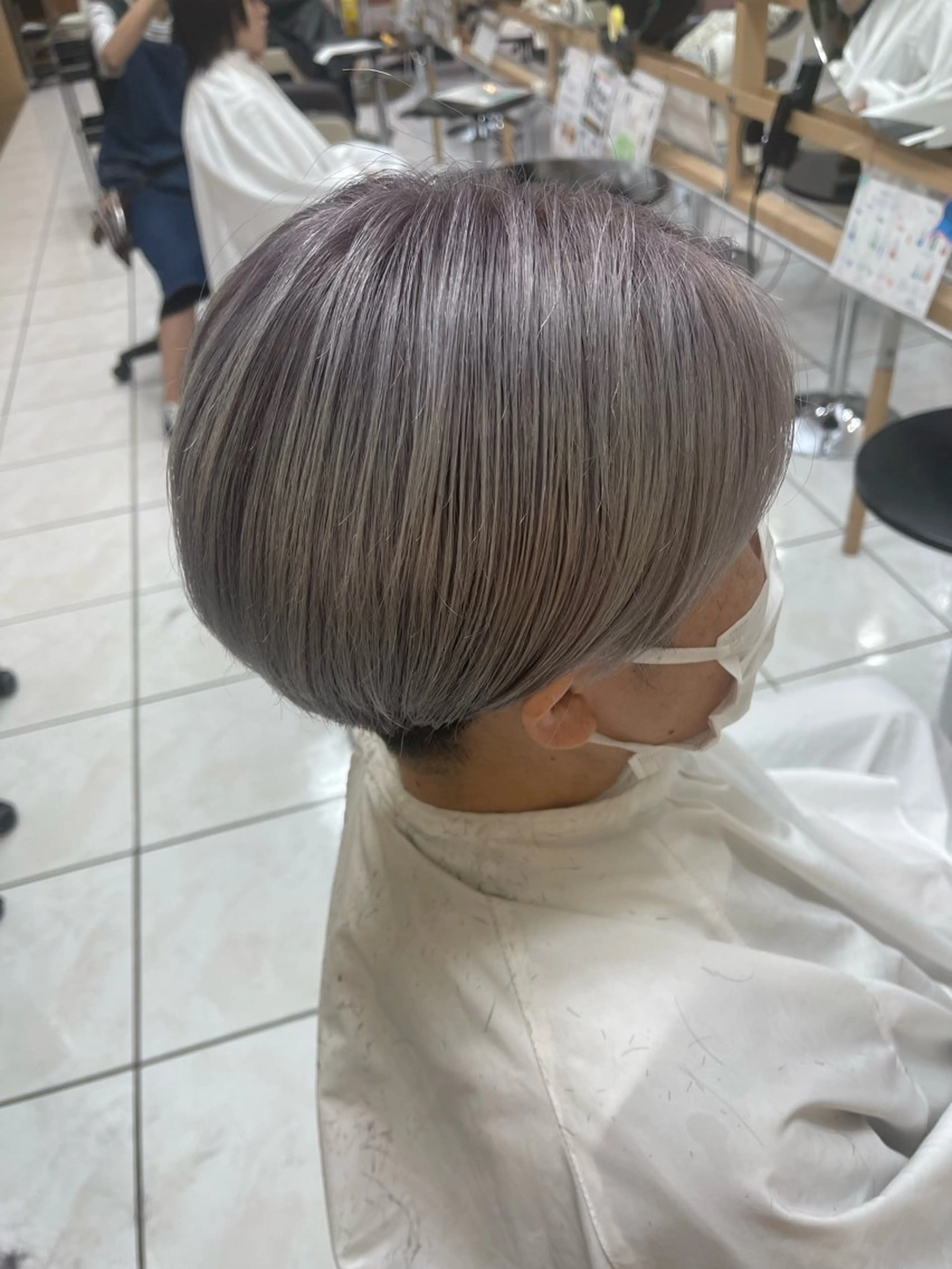 カラー シルバー カット ヘアカラー 似合わせスタイル 足立のヘアスタイル