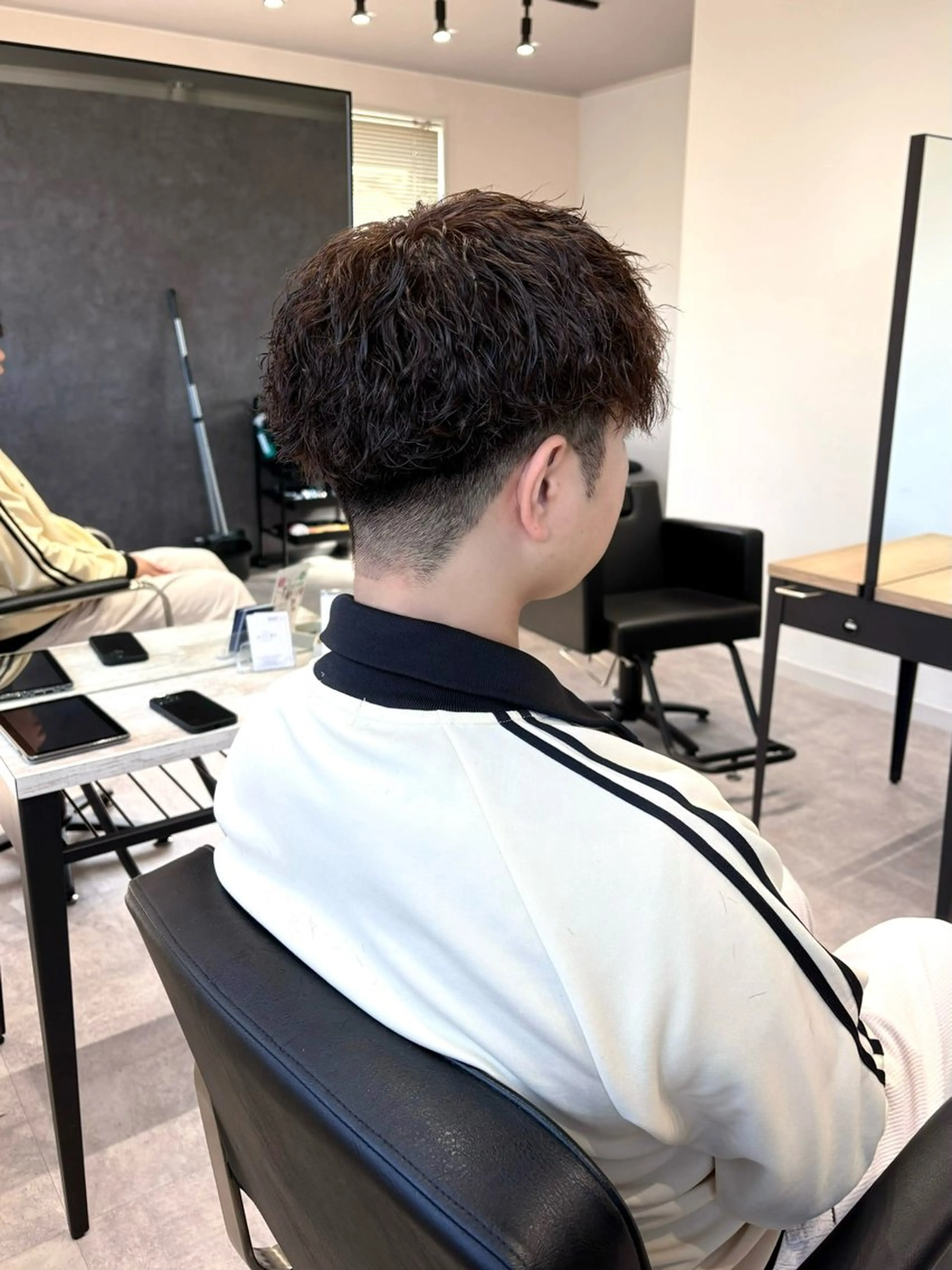 ミディアム パーマ メンズ マッシュ 浜松/メンズサロン/ Yuna🐈‍⬛🫧のヘアスタイル