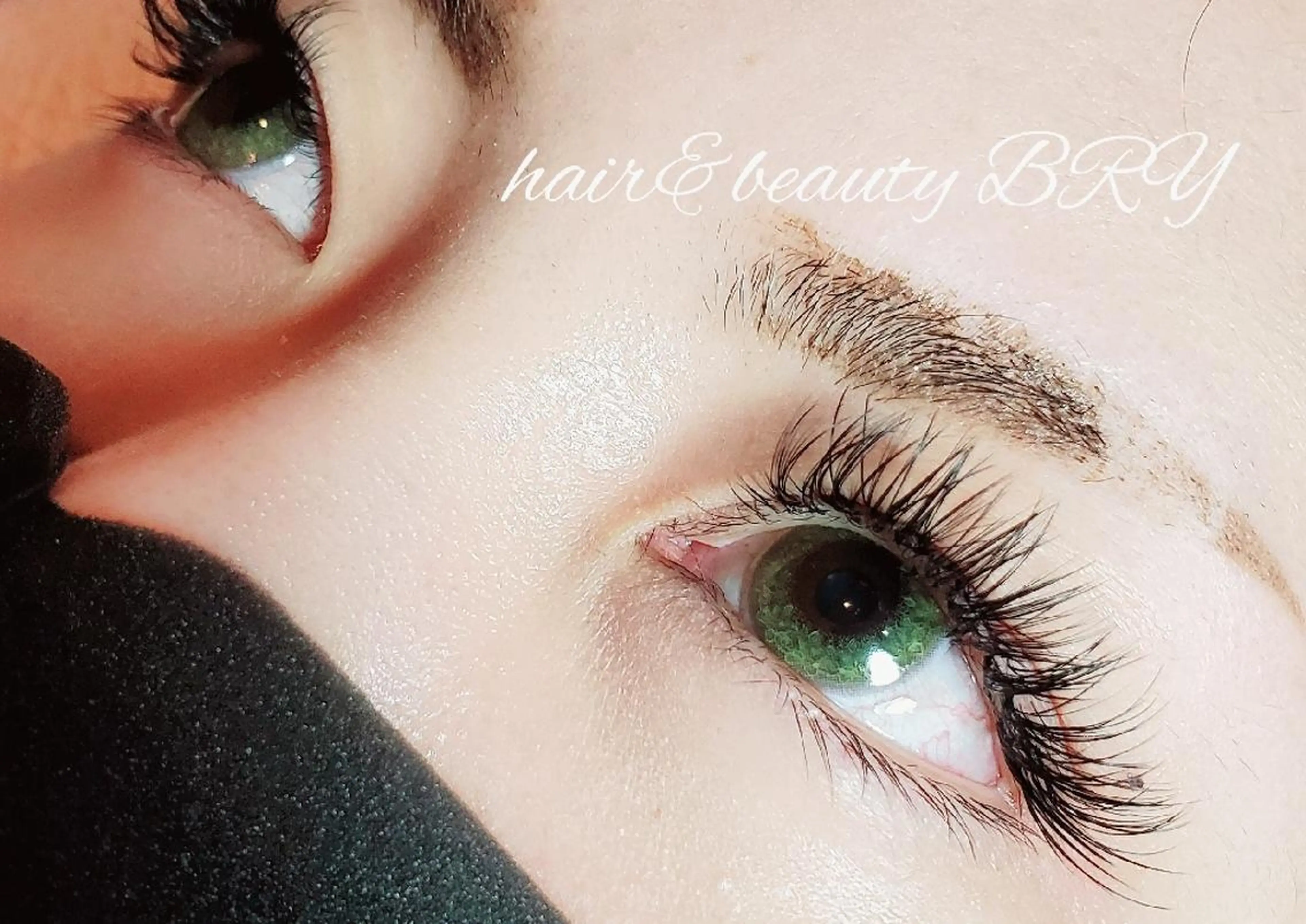 マツエク・マツパ 付け放題 バインドロック カラーマツエク フラットラッシュ ボリュームラッシュ Hair＆beauty BRY所属・BRY✂ ブライ‪のマツエク・マツパデザイン