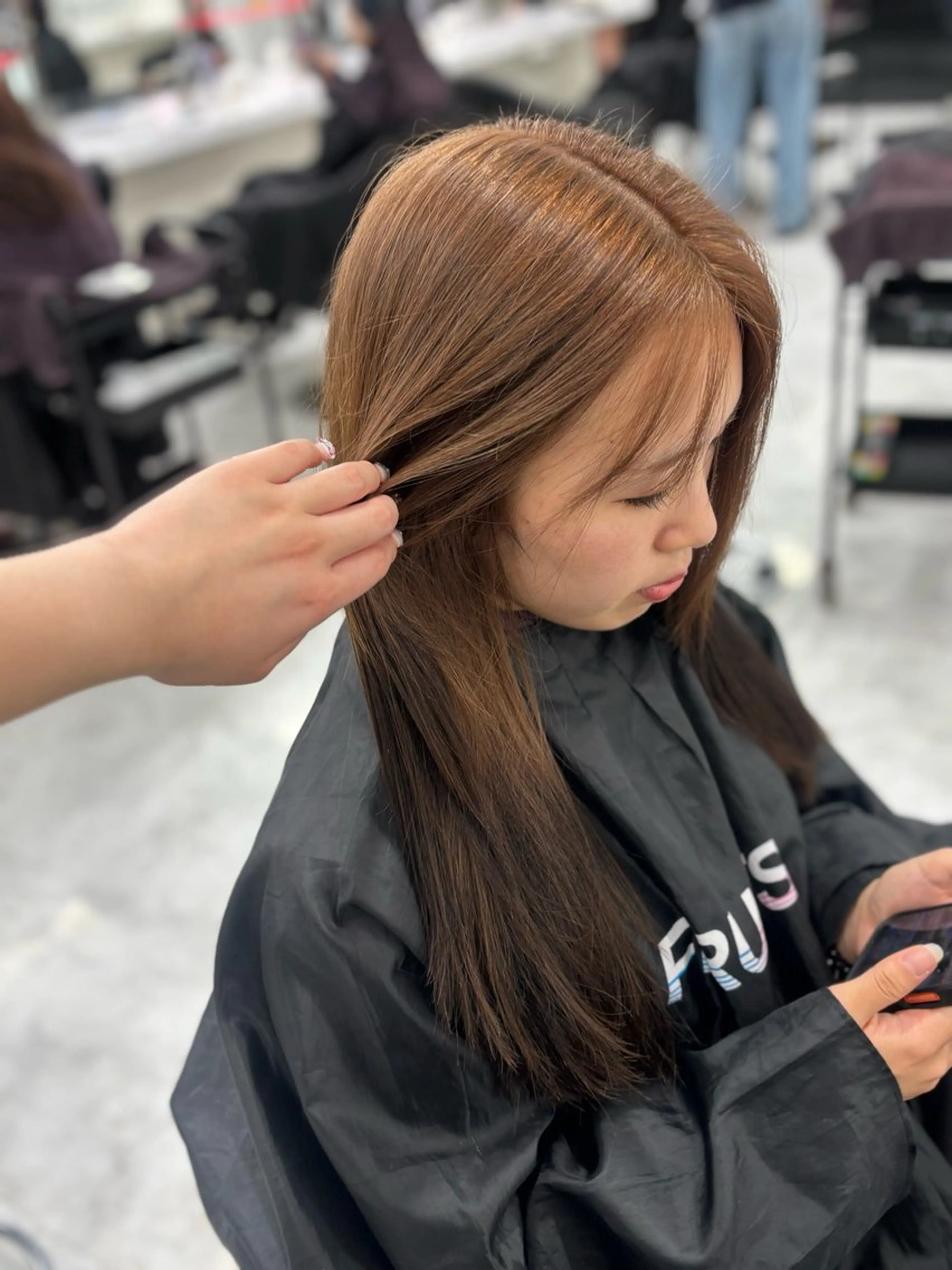 ロング ヘアカラー 渋谷🥇透明感カラー 特化美容師のヘアスタイル