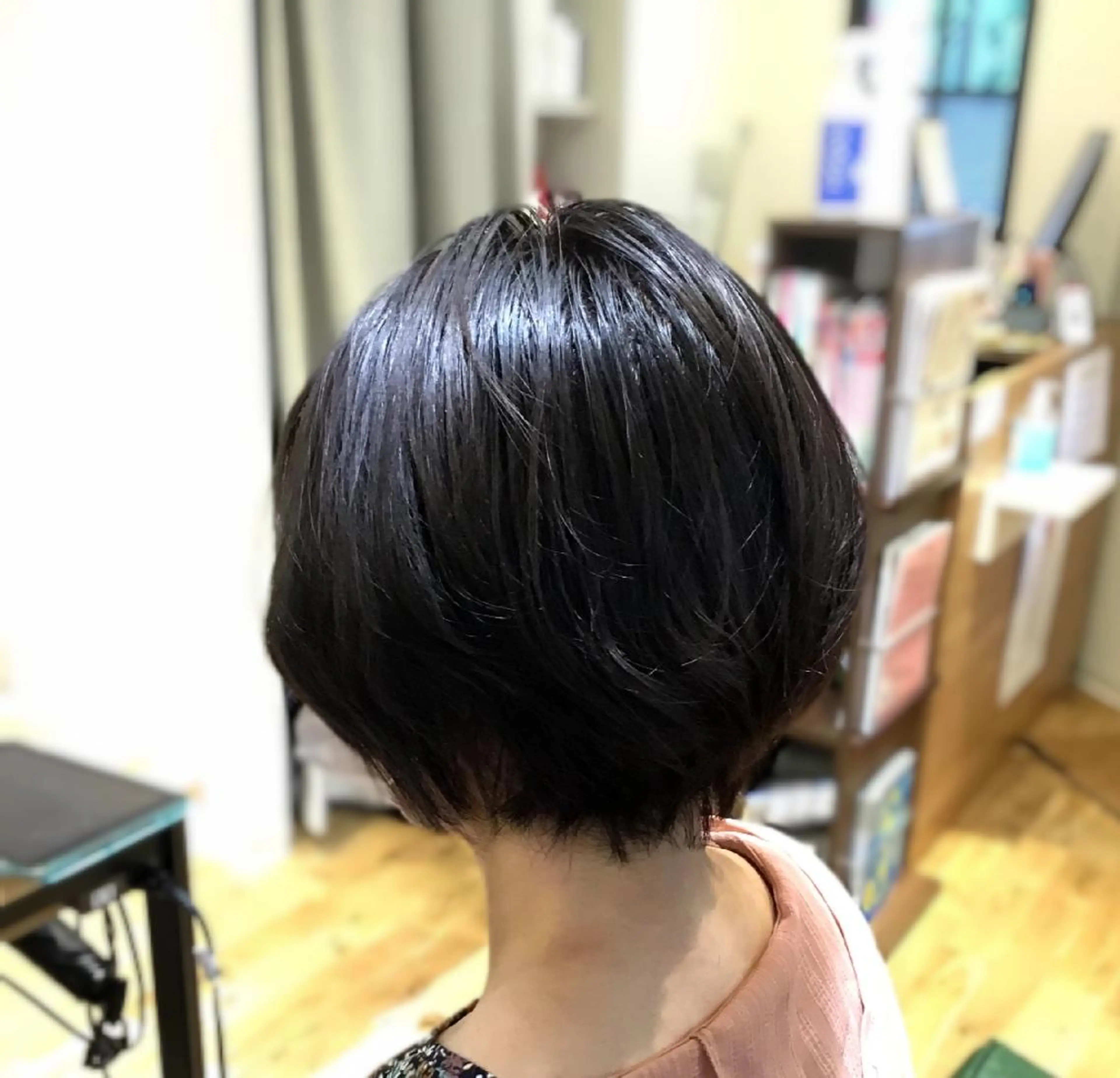 ショート ボブ ヘアカラー 🌜LaLa🦎   ジパング🌛のヘアスタイル
