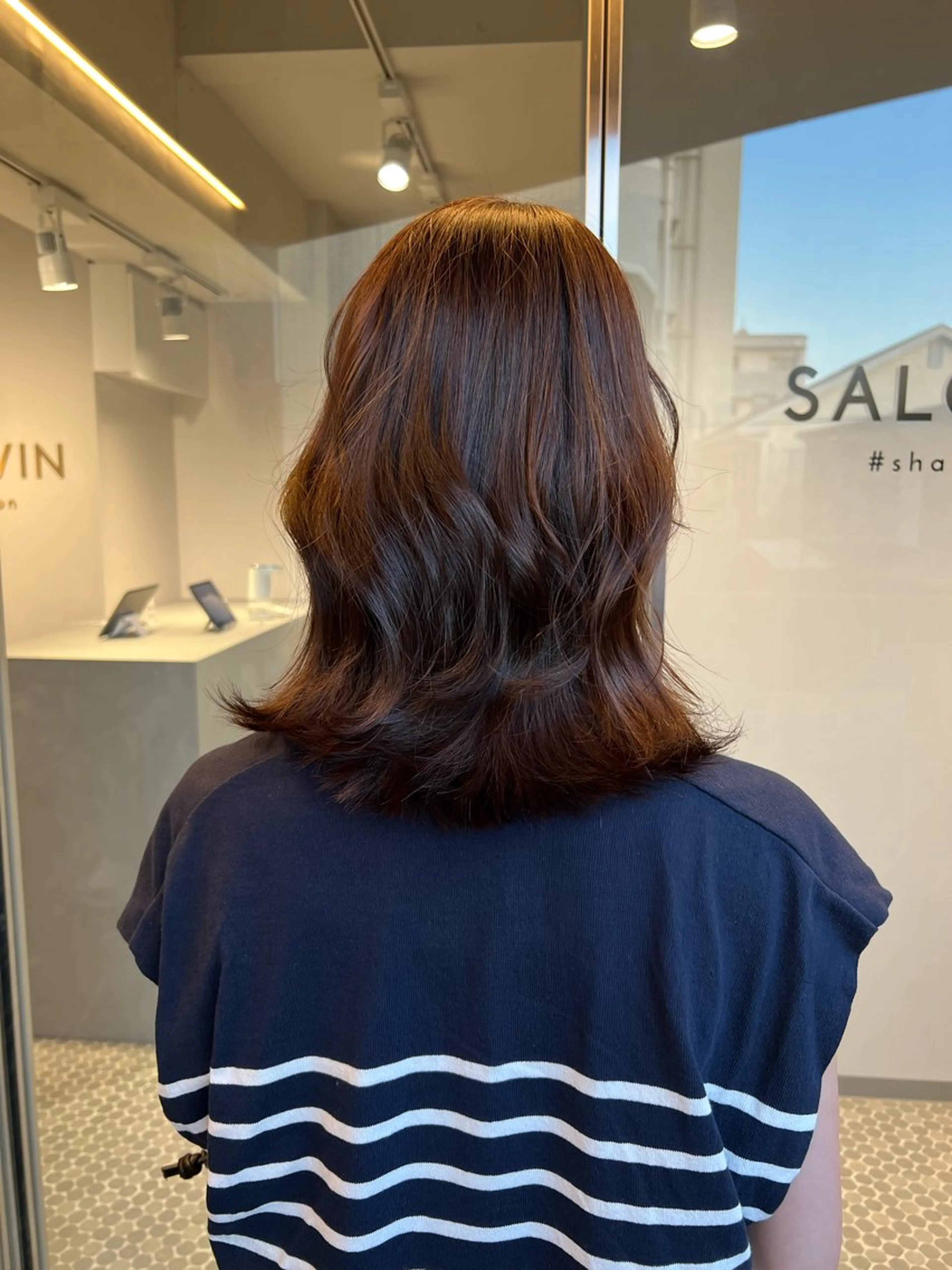 ミディアム カラー レイヤーカット 樋野 亮のヘアスタイル