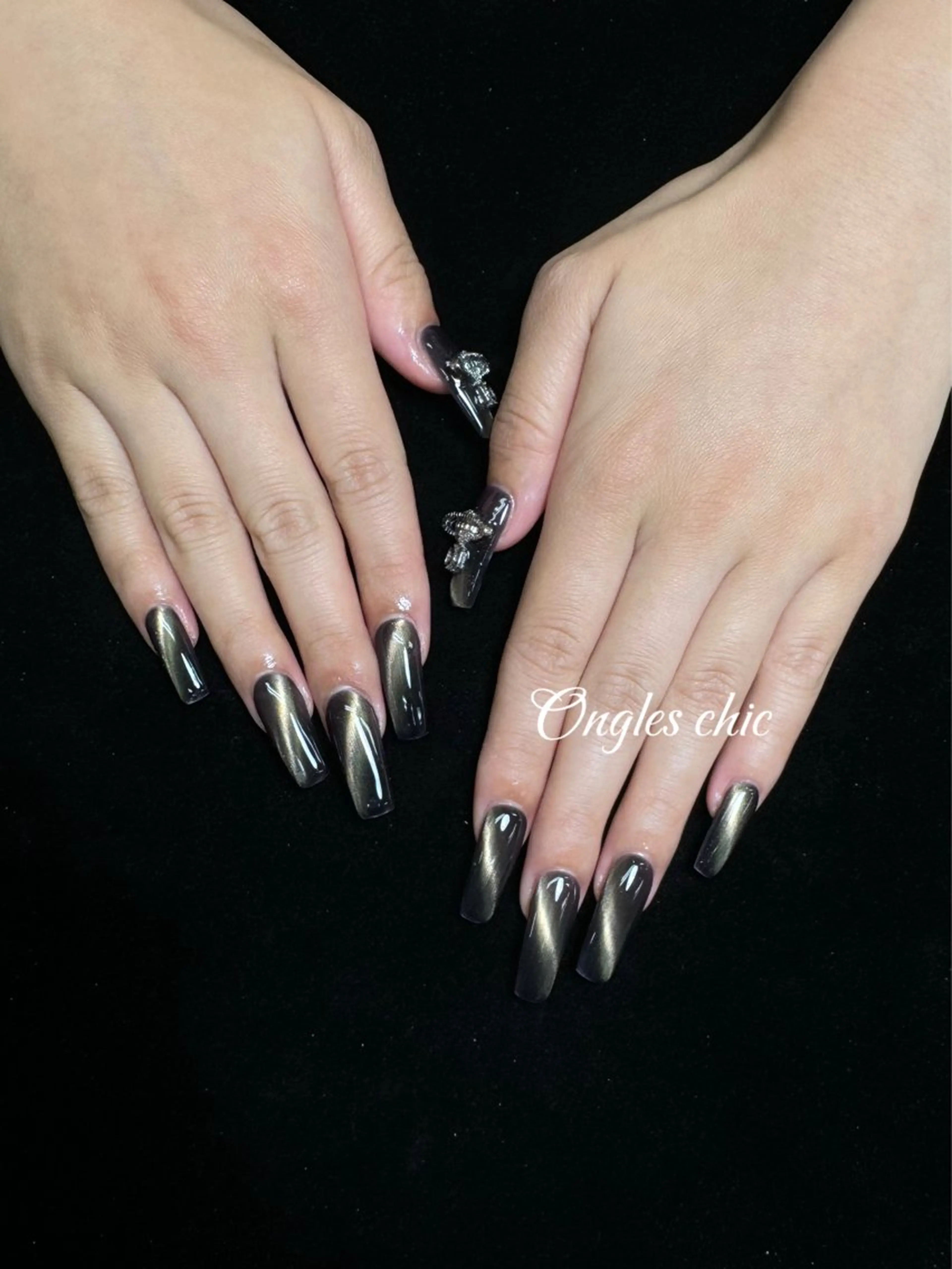 ネイル ハンドネイル ongles chicのネイルデザイン