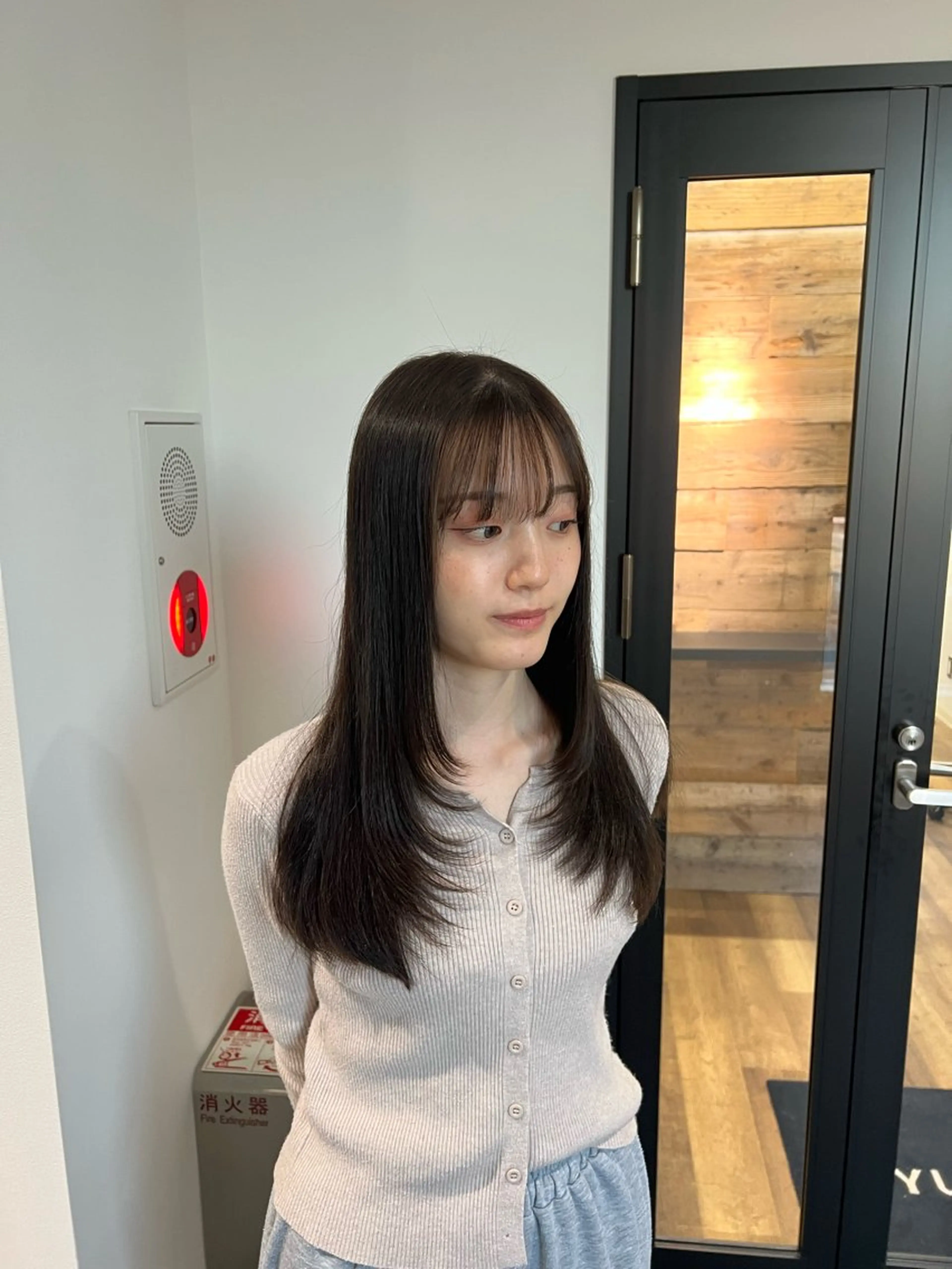 ロング 顔まわりレイヤー 顔周りカット レイヤーカット ひなた-YUCCA- モデル様募集中のヘアスタイル