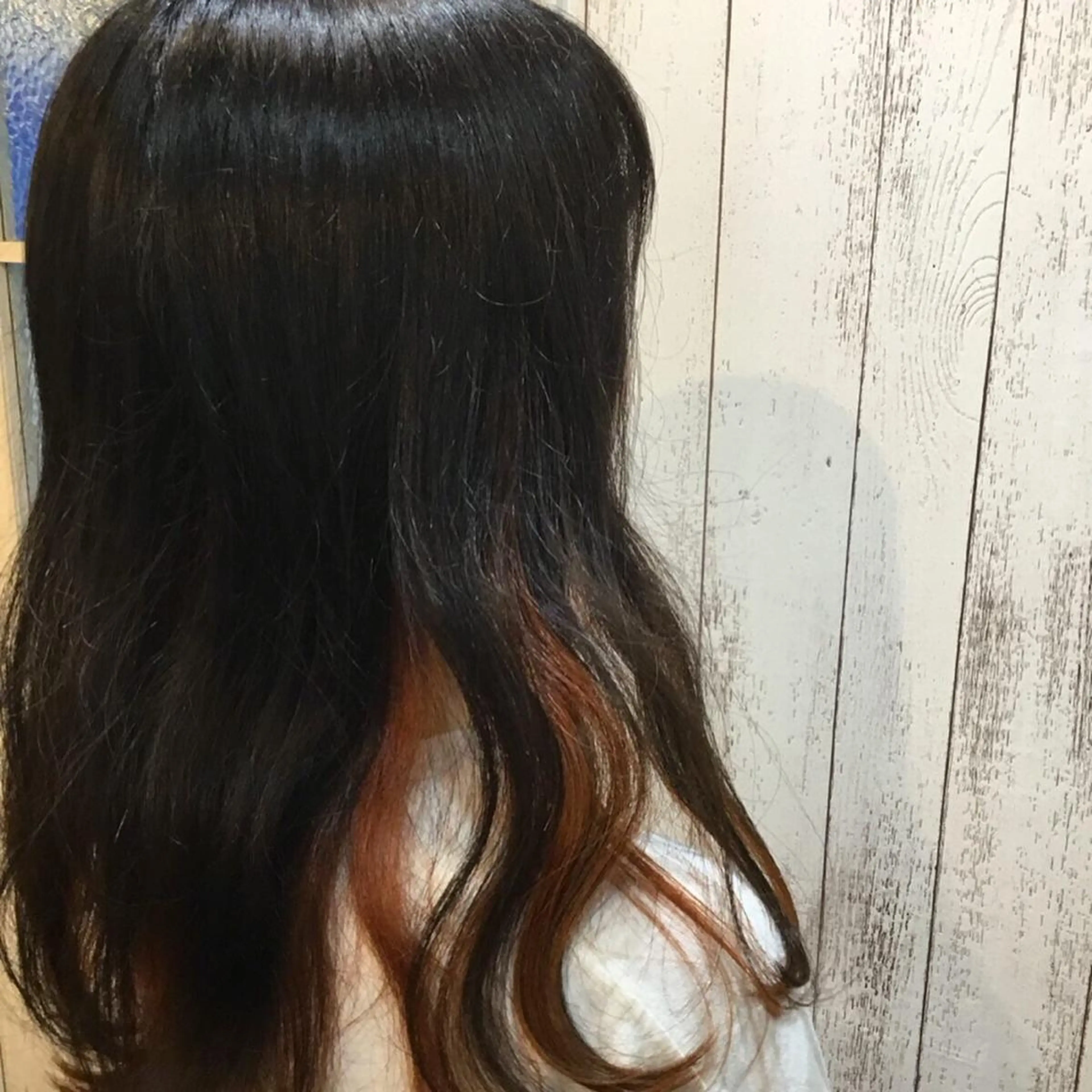 セミロング カラー embrace エンブレイスのヘアスタイル