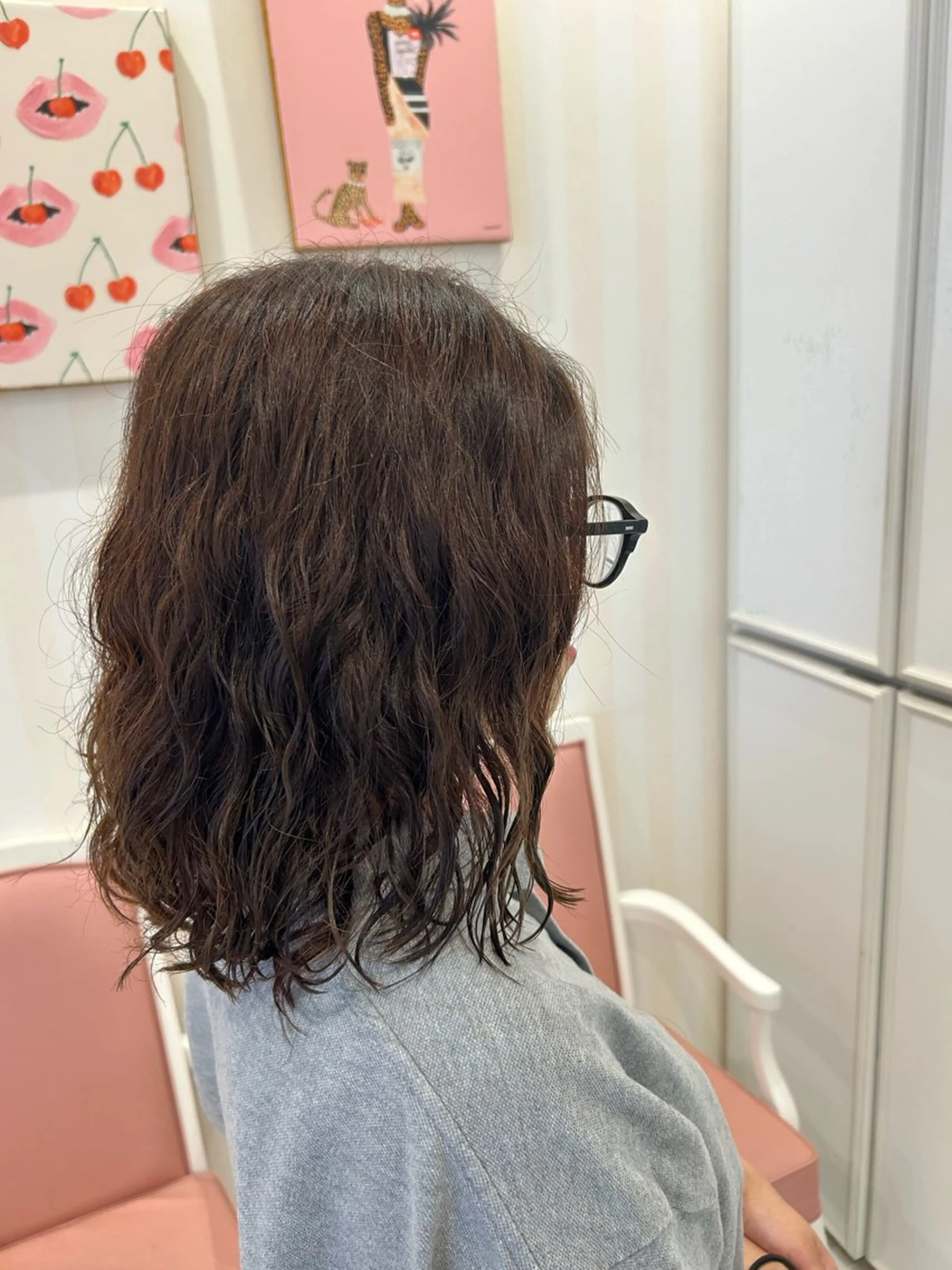 ミディアム パーマ Via  京都烏丸所属・ハイトーン/髪質改善 /レイヤー/りなのヘアスタイル