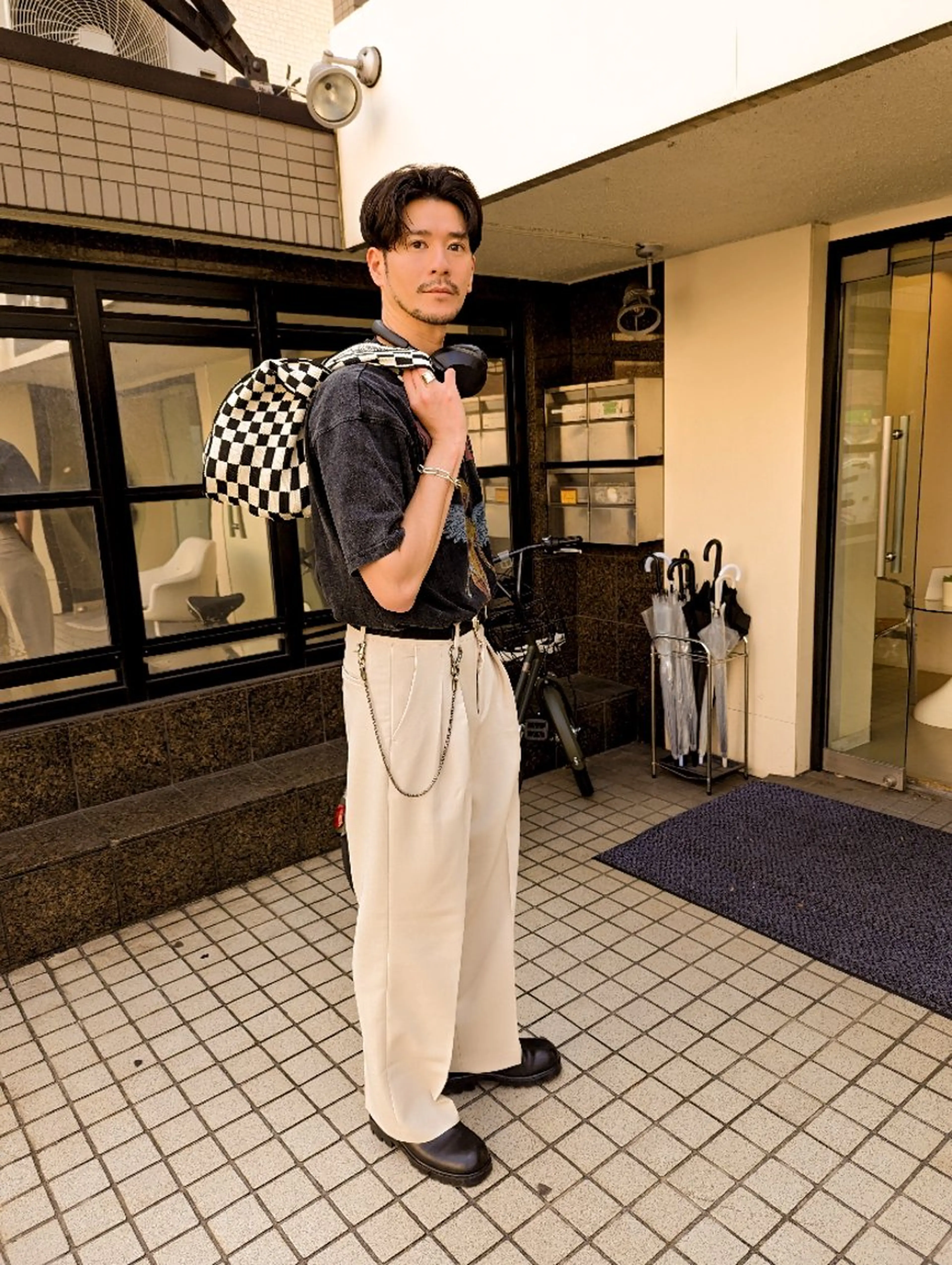 ショート ⭕鏡のような劇艶に ⭕️賀川サトシのヘアスタイル