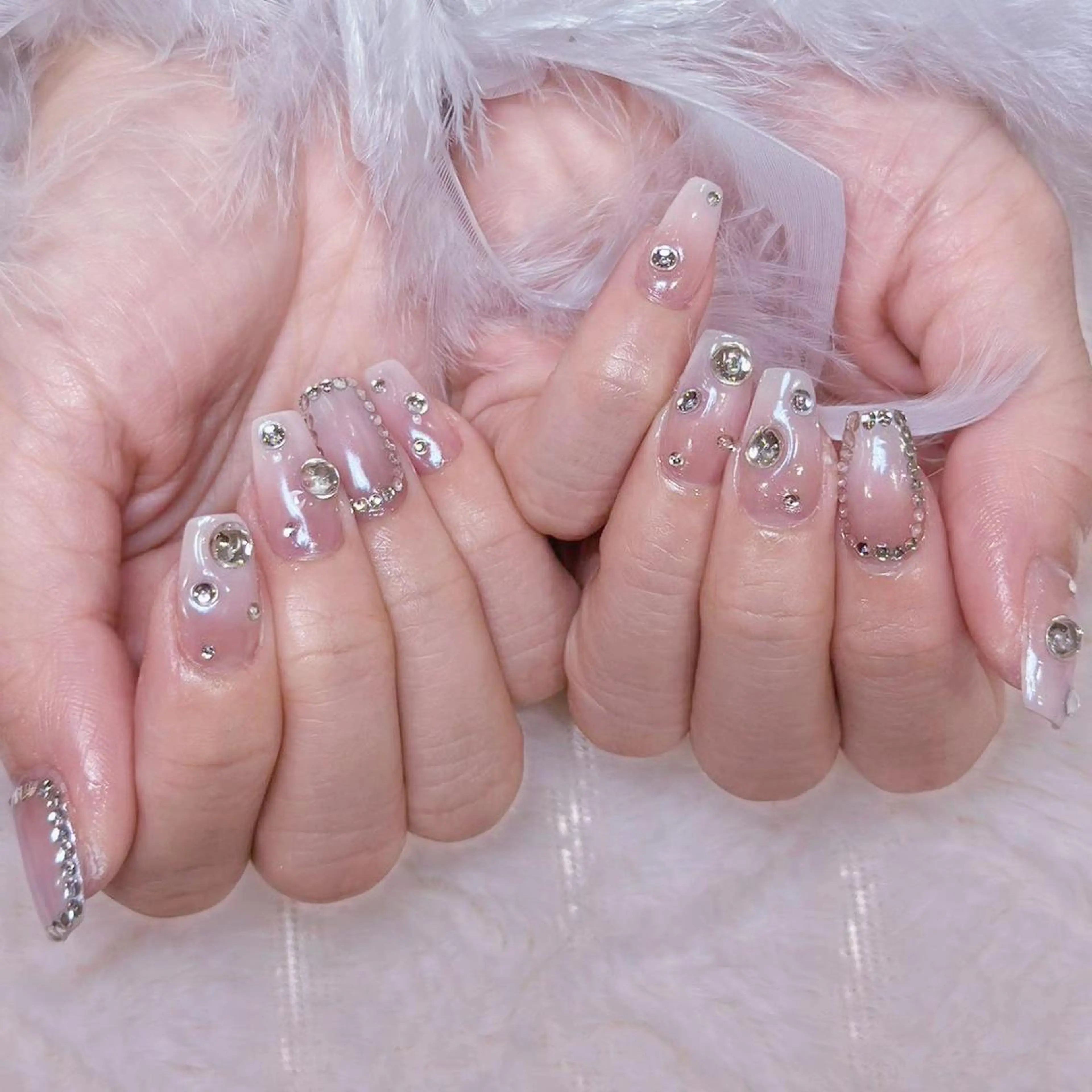 ネイル アートネイル オーロラネイル ガーリー キラキラネイル 韓国ネイル Diamond NAIL✨のネイルデザイン