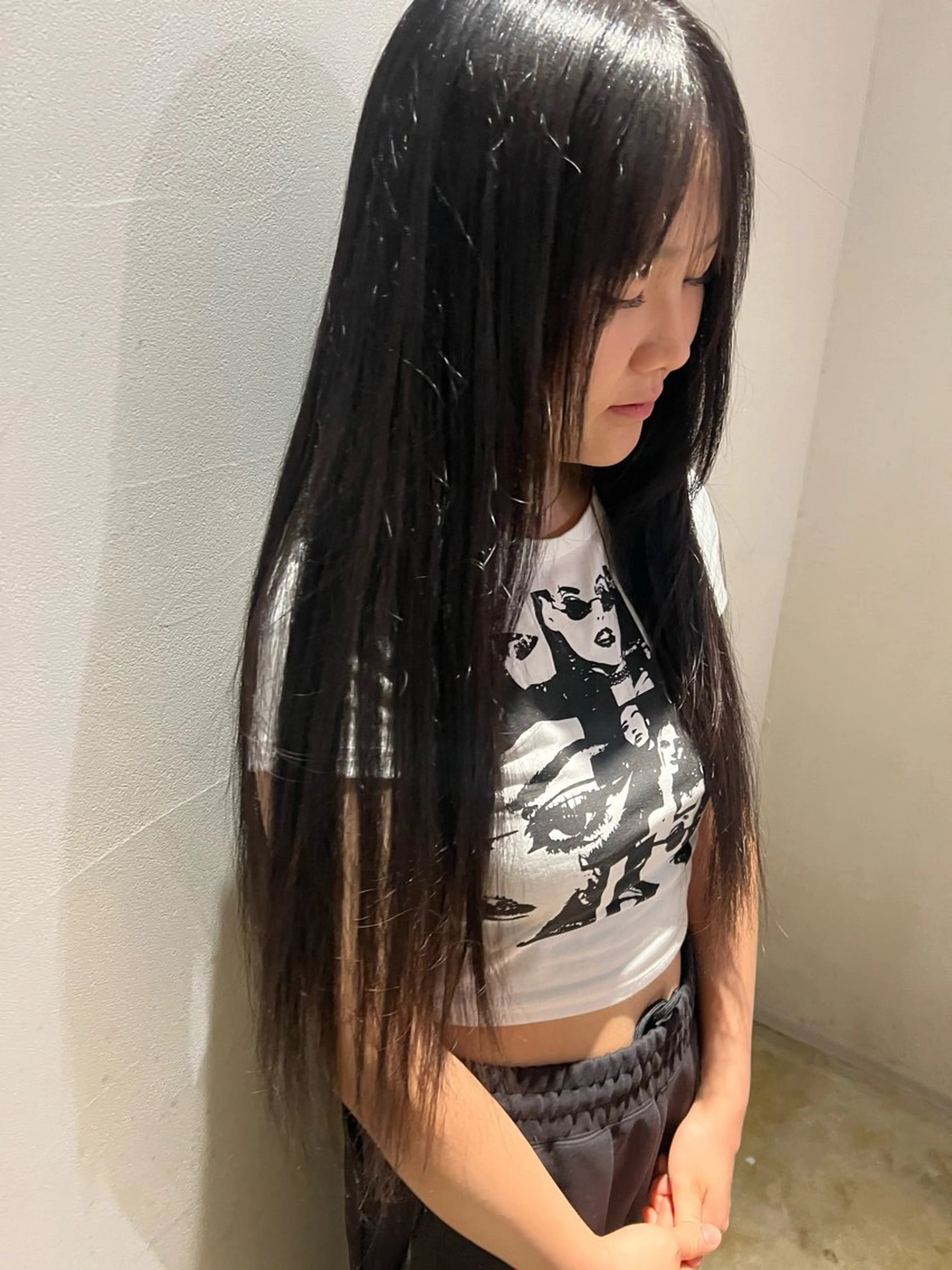 ロング MIU 透明感のヘアスタイル