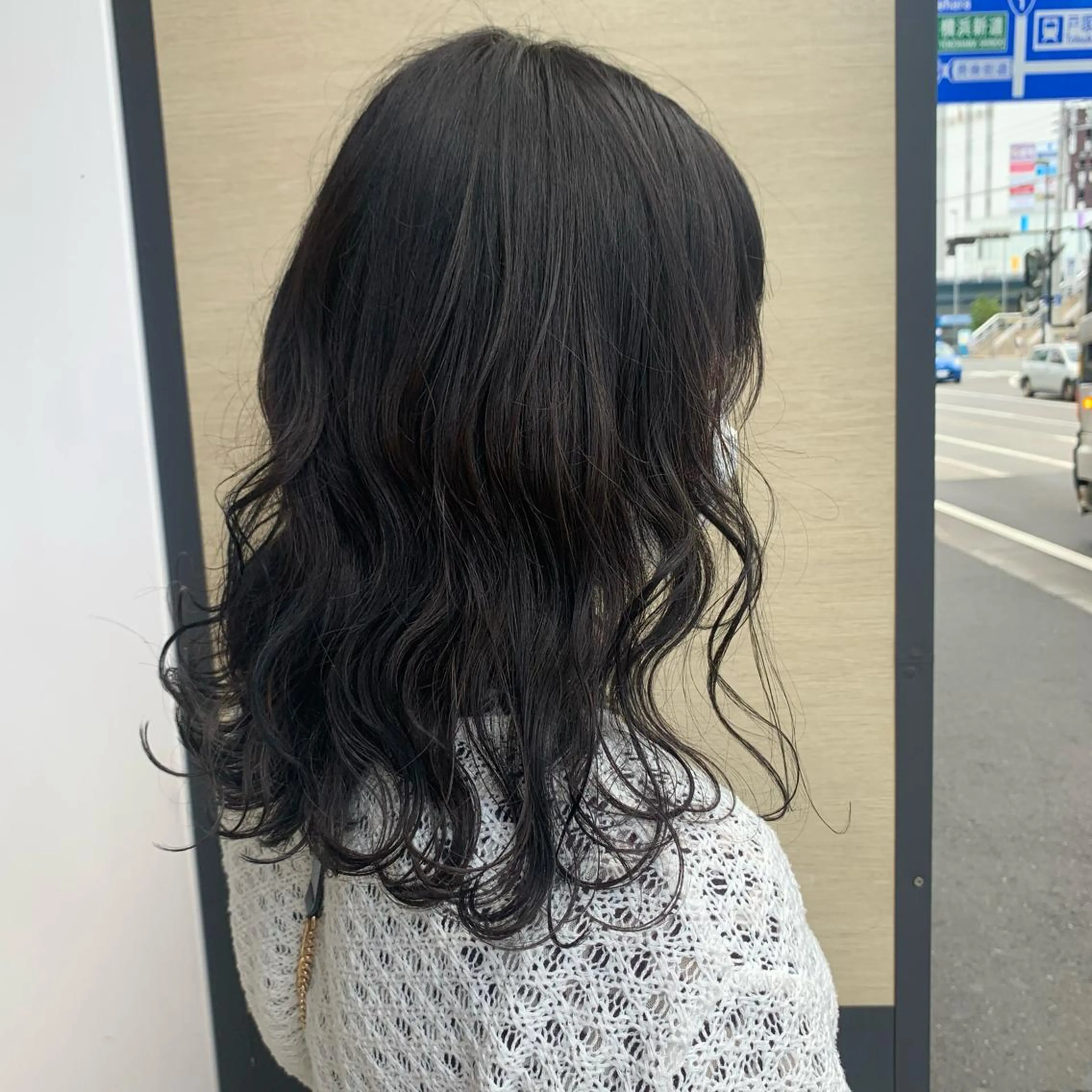 セミロング カラー 透明感カラー ヘアカラー トリートメント ウスイ ハルカのヘアスタイル