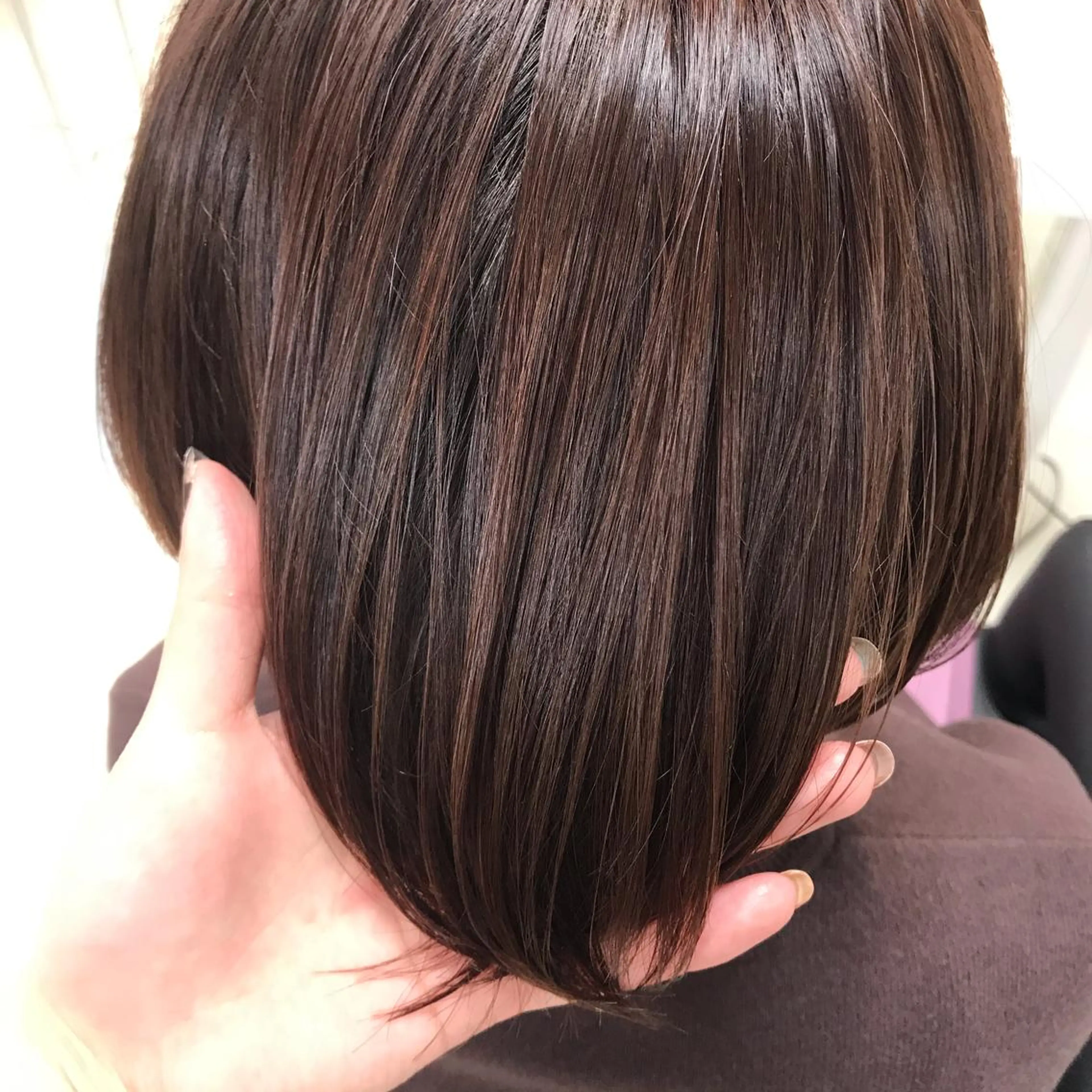 ショート カラー アッシュ イルミナカラー ピンクカラー ピンクアッシュ カット ヘアカラー トリートメント 暖色カラー🌹 中山由梨のヘアスタイル