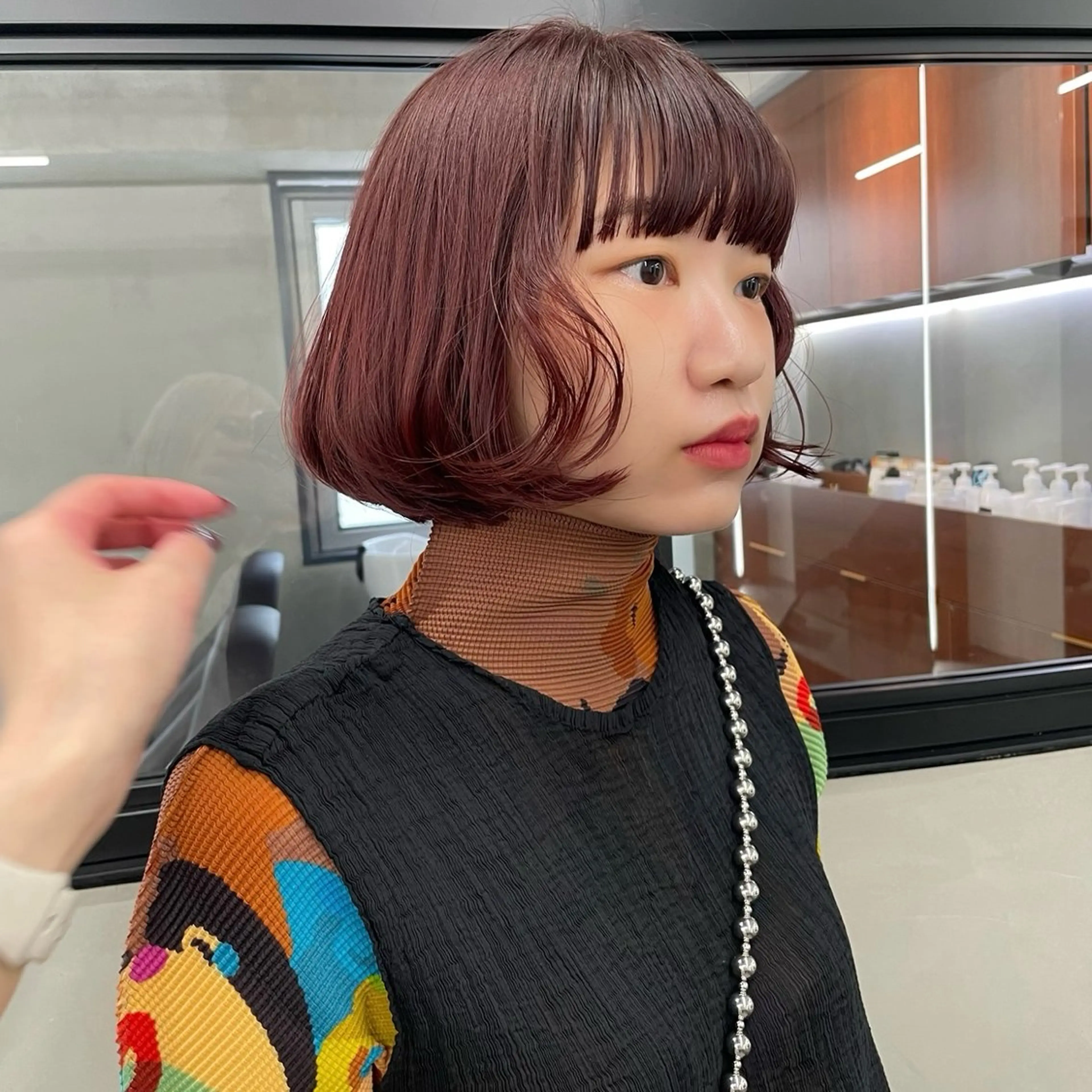 🔴【暖色カラー限定】🔴艶ワンカラー+前髪カット+3stepトリートメントの写真