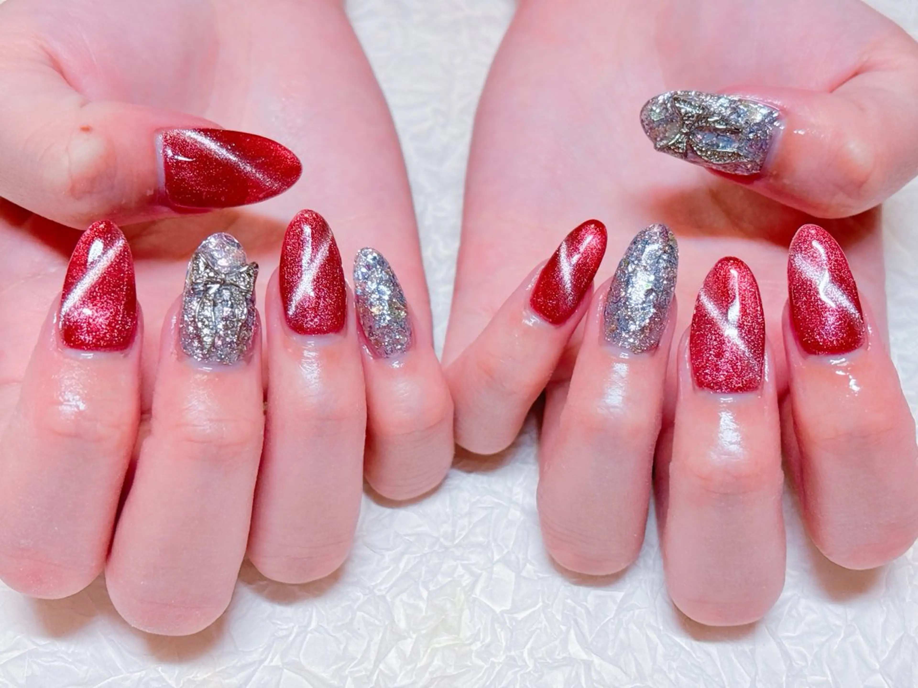 ネイル アートネイル オーロラネイル チークネイル 成人式 フラッシュネイル ハンドネイル ゆ か_Nails💫のネイルデザイン