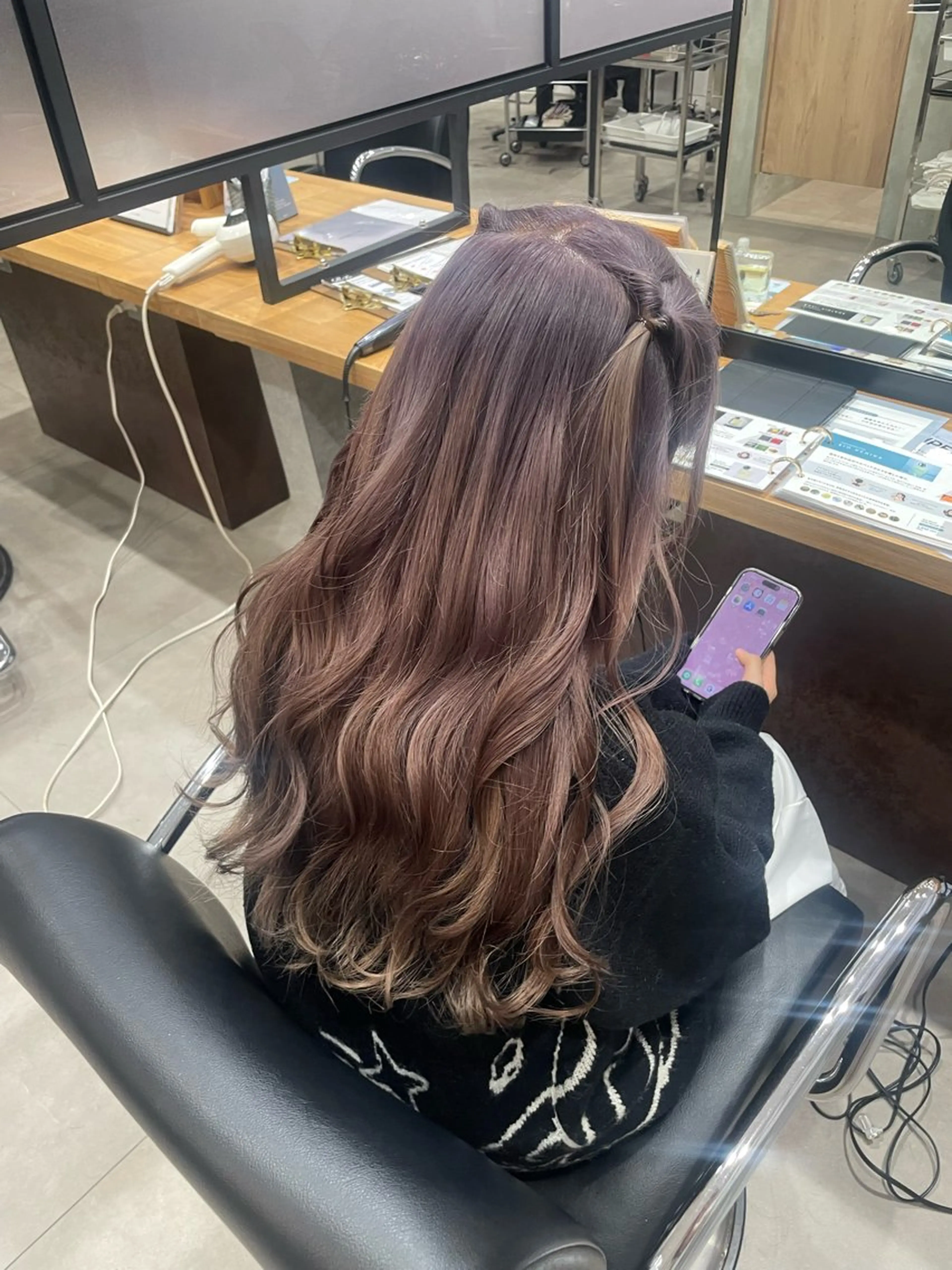 ロング ヘアカラー 佐藤 由依/韓国ヘアのヘアスタイル