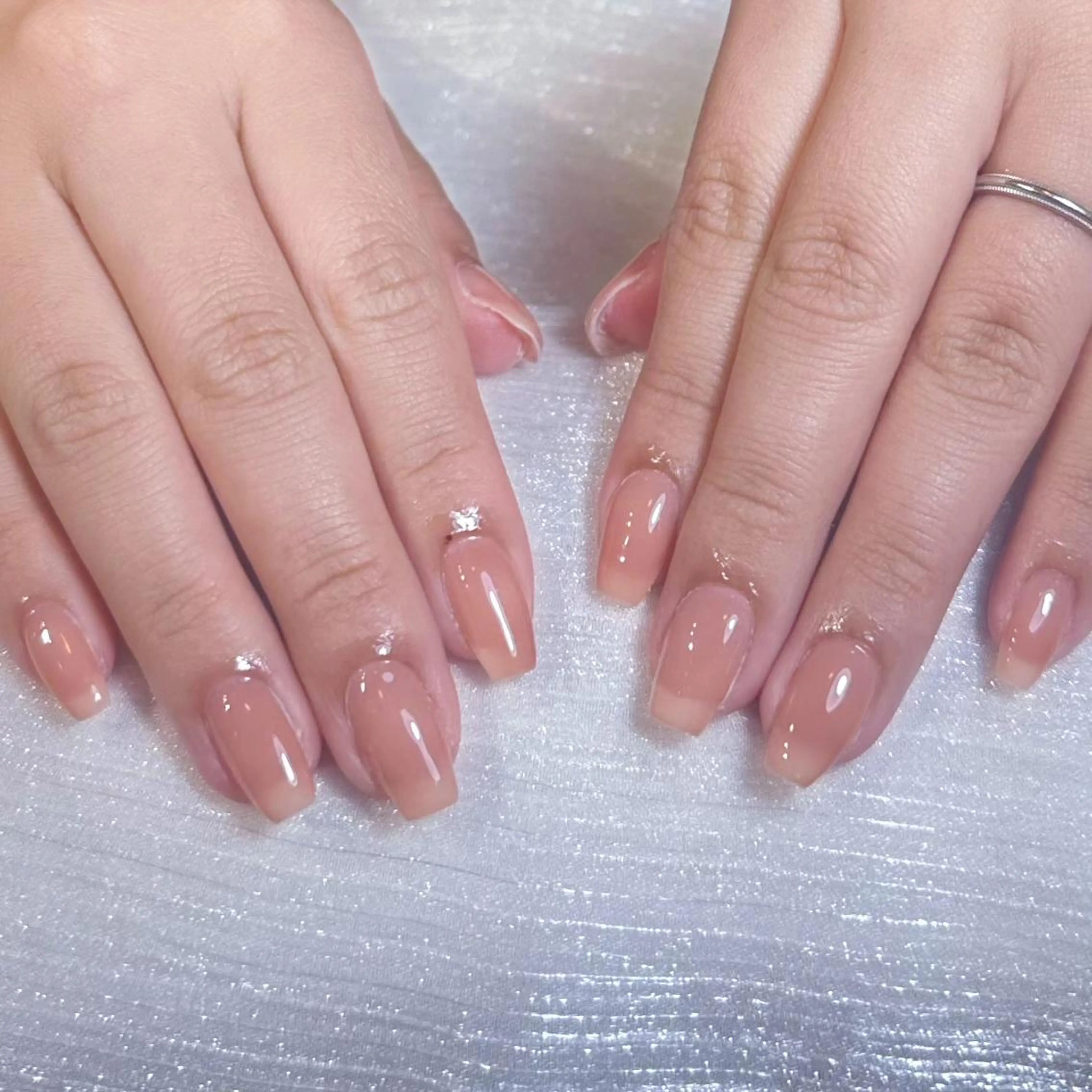 ネイル アートネイル オーロラネイル ガーリー キラキラネイル 韓国ネイル ハンドネイル DIAMOND 💅のネイルデザイン