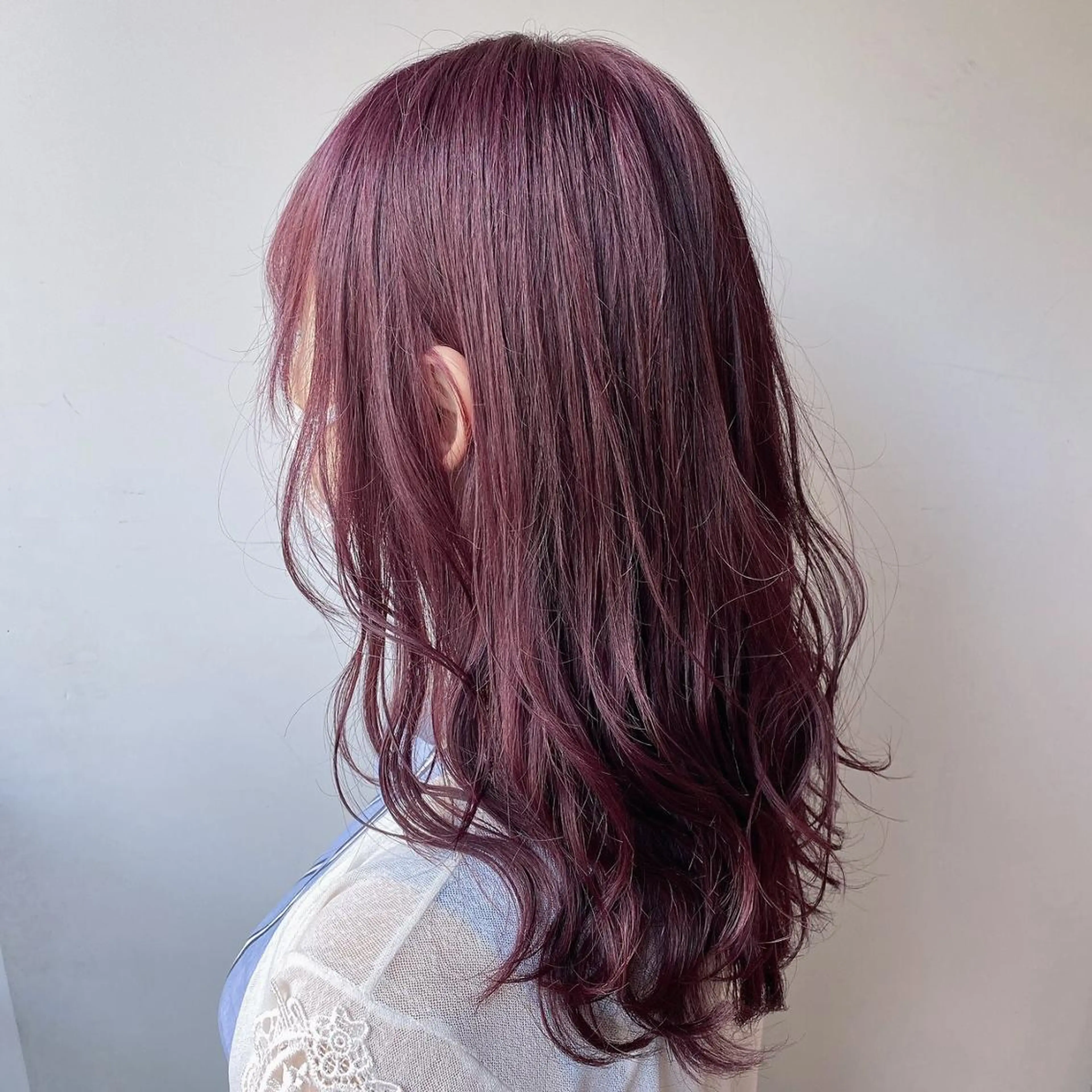 カラー セミロング 🎀🫧透明感 ピンクラベンダー💟のヘアスタイル