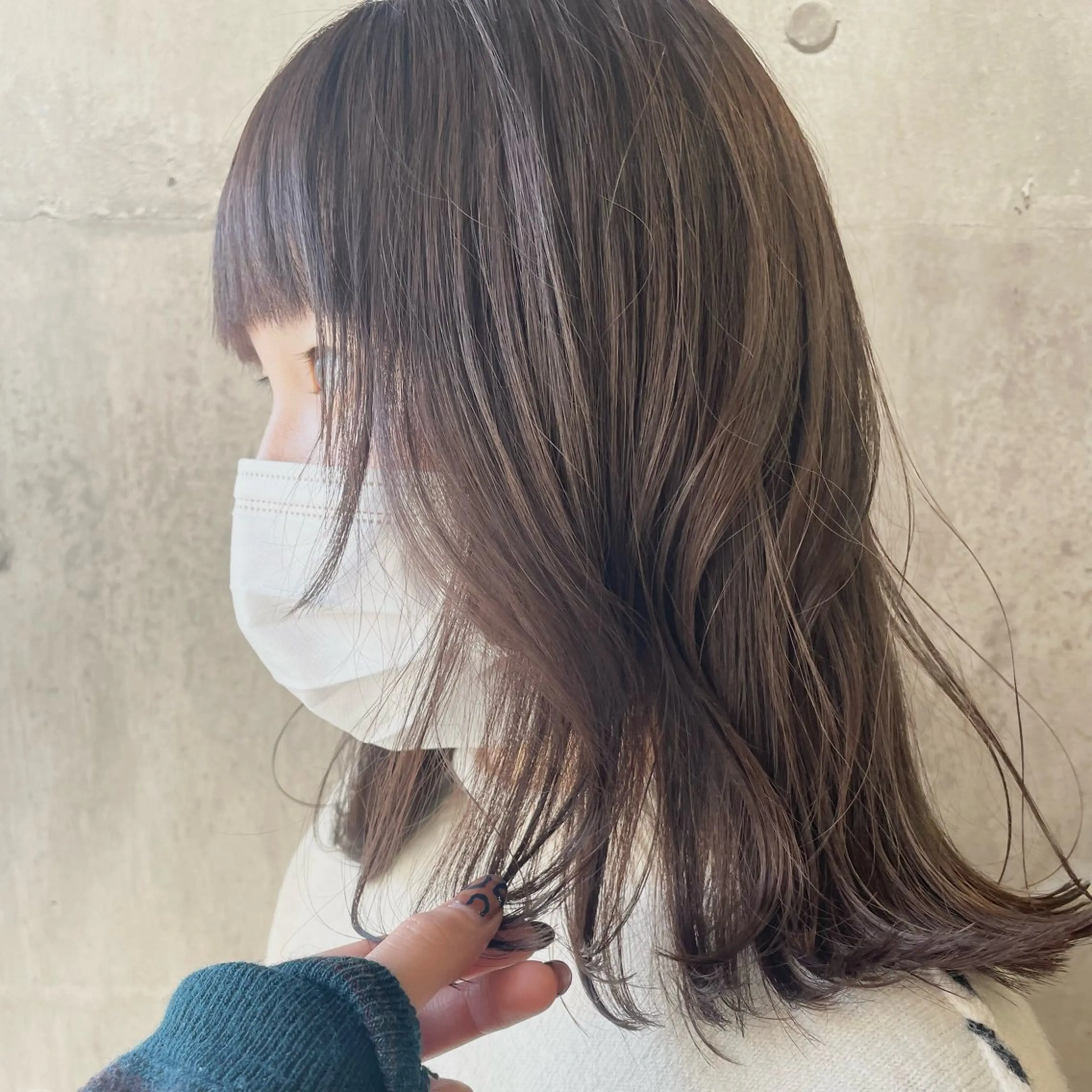 カット＋カラー(アディクシー等ワンランク上のカラー)の写真