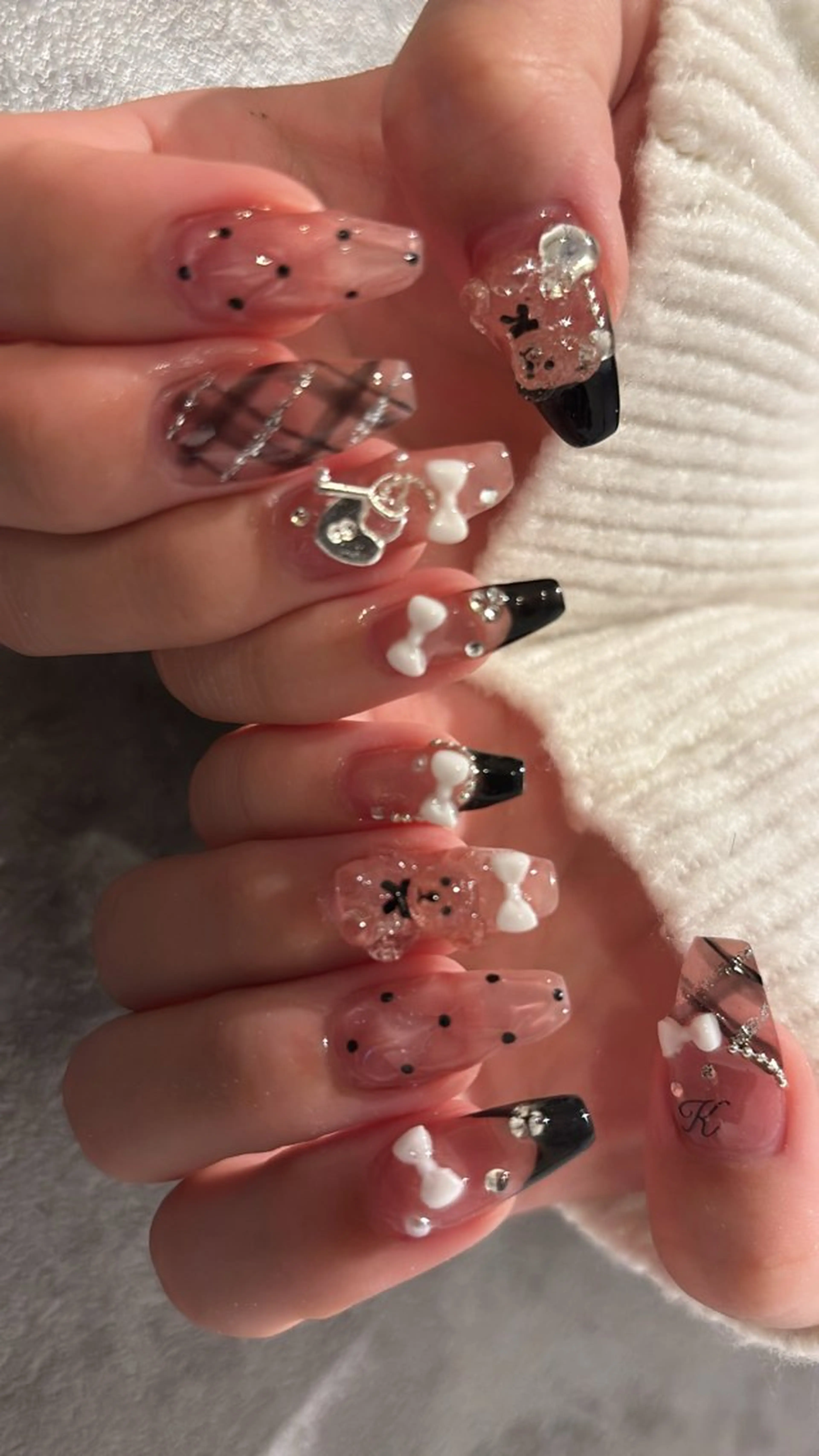 ネイル Mignon所属・Mignon 、のネイルデザイン