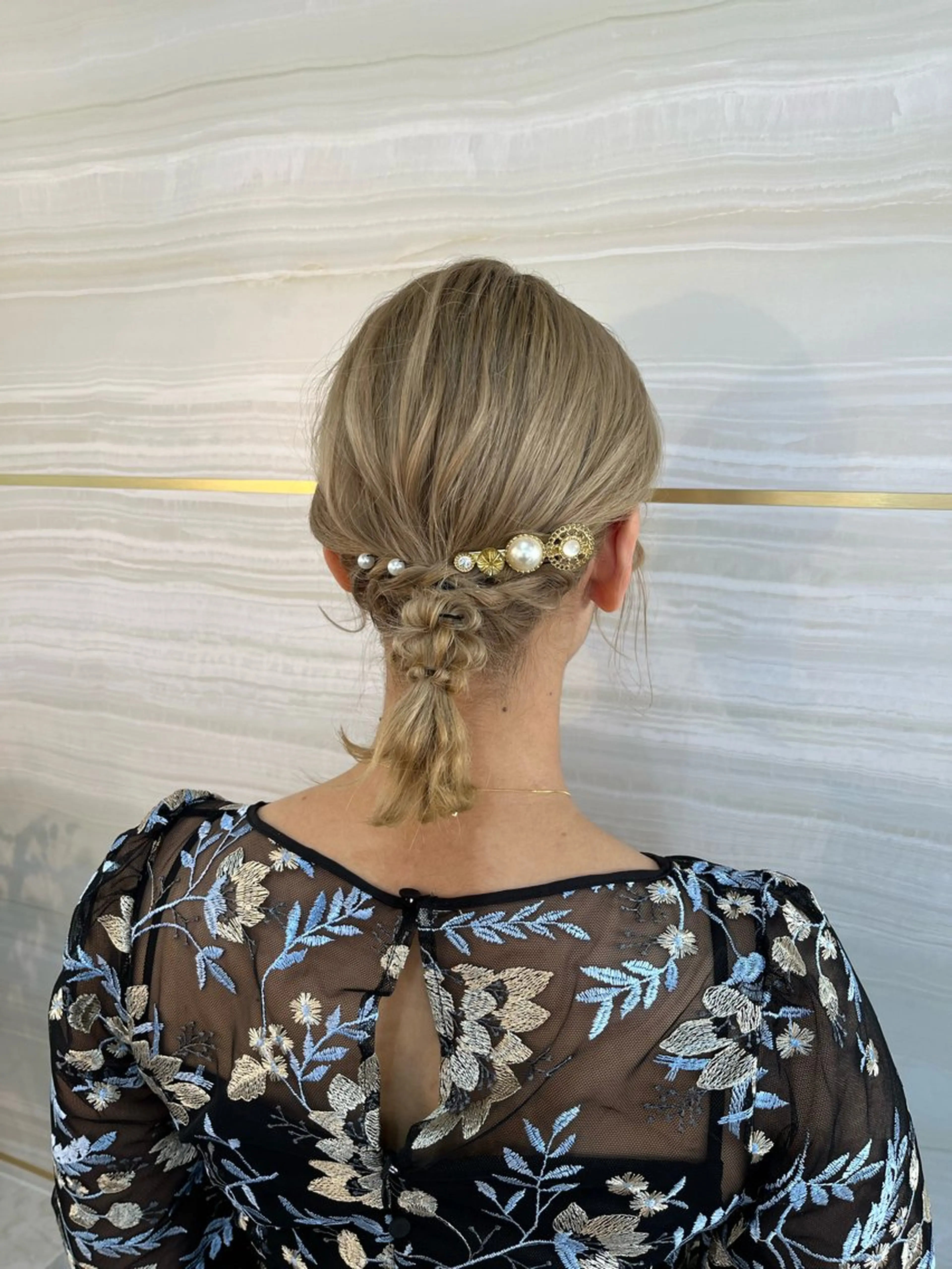 ショート ヘアアレンジ ヘアセット 💙Ami💙 elubylovisのヘアスタイル