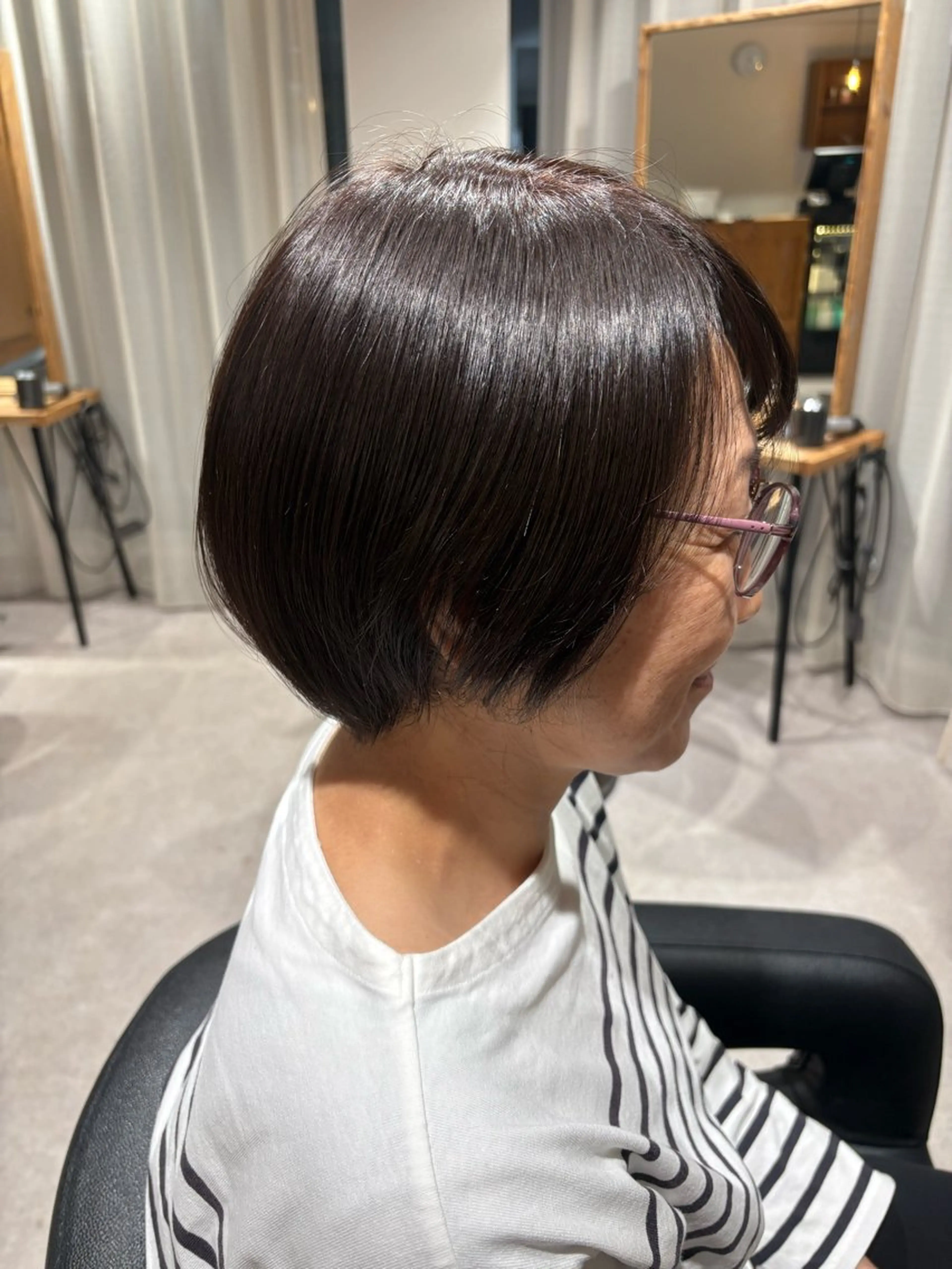 ショート カラー ブラウンカラー ショートヘア カット aina / n.w.hのヘアスタイル