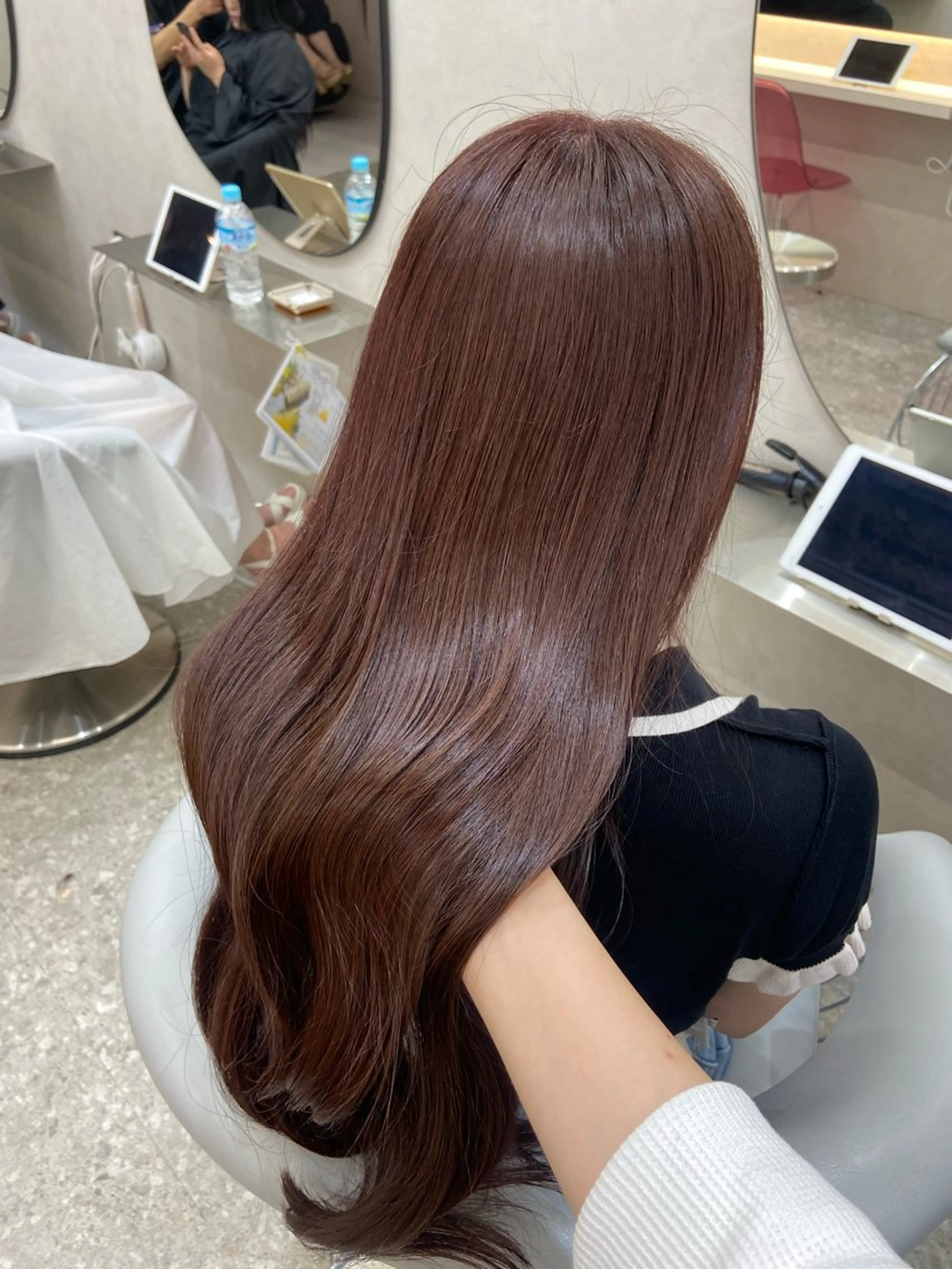 ロング カラー ブリーチ ブラウンカラー ブリーチなしカラー ピンクカラー ピンクブラウン カット ヘアカラー トリートメント 新宿/韓国ヘア 中明度カラー/かやのヘアスタイル