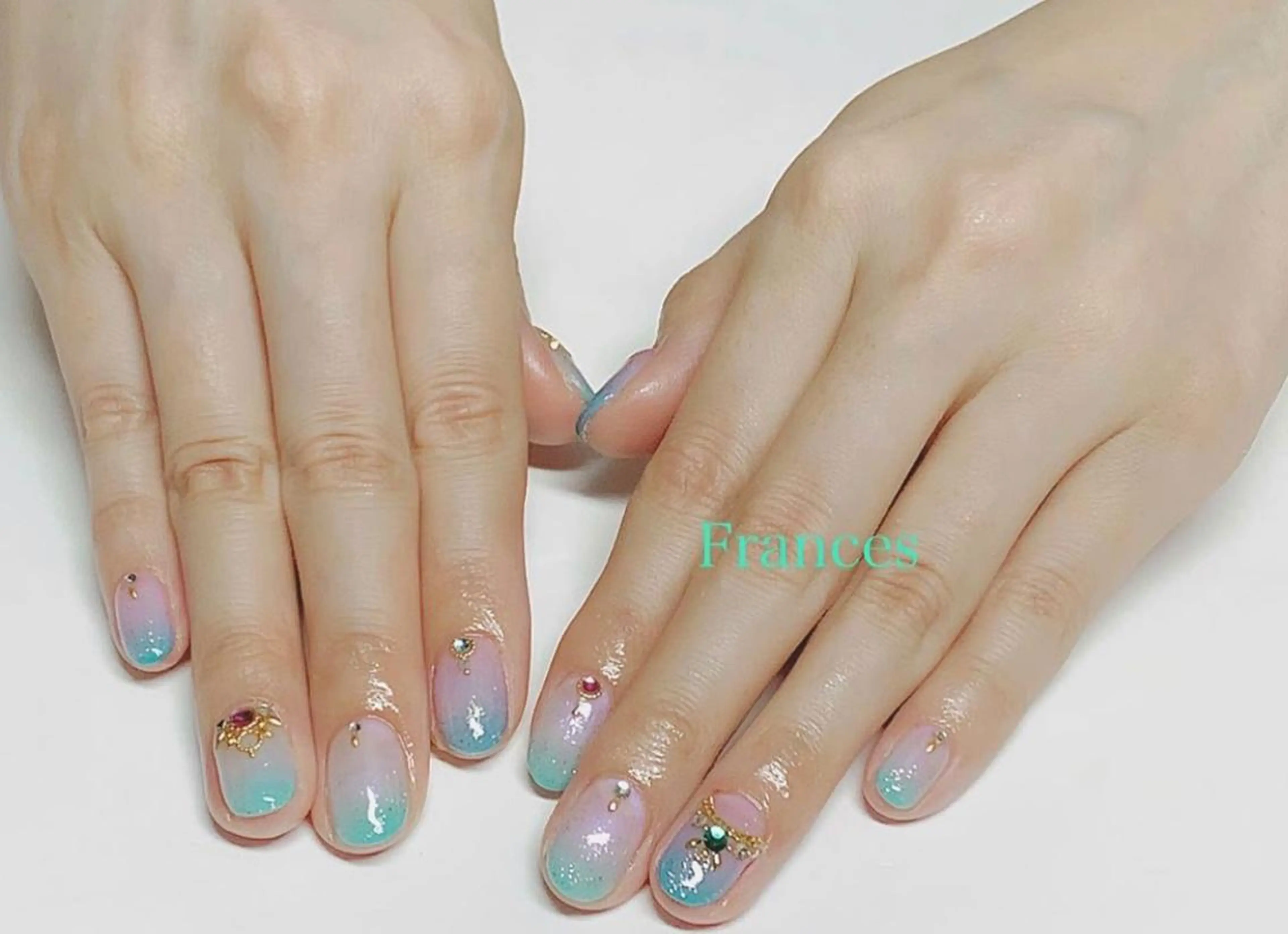 ネイル 持ち込み Frances 今村のネイルデザイン