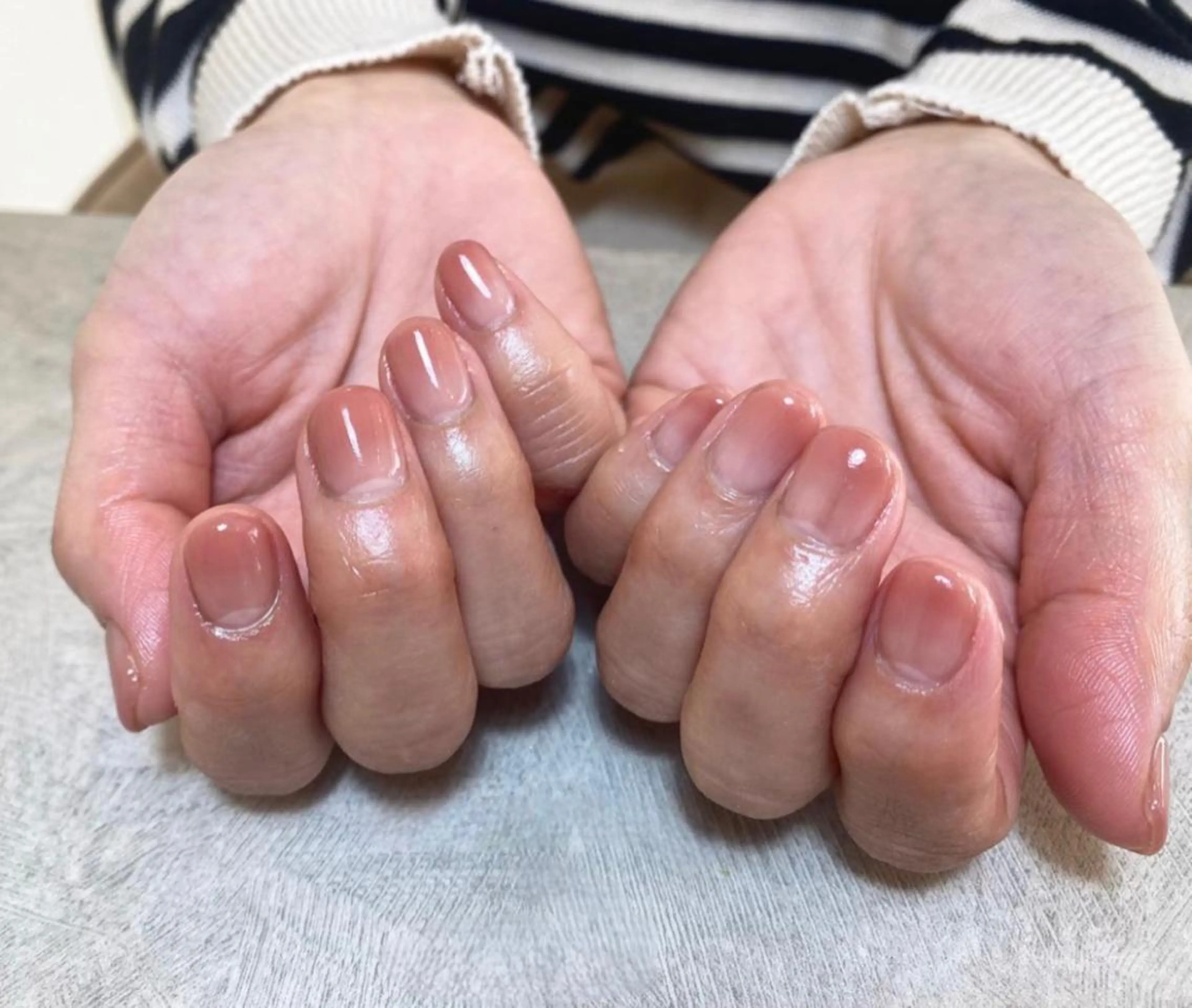 ネイル グラデーション nail salon CHEのネイルデザイン