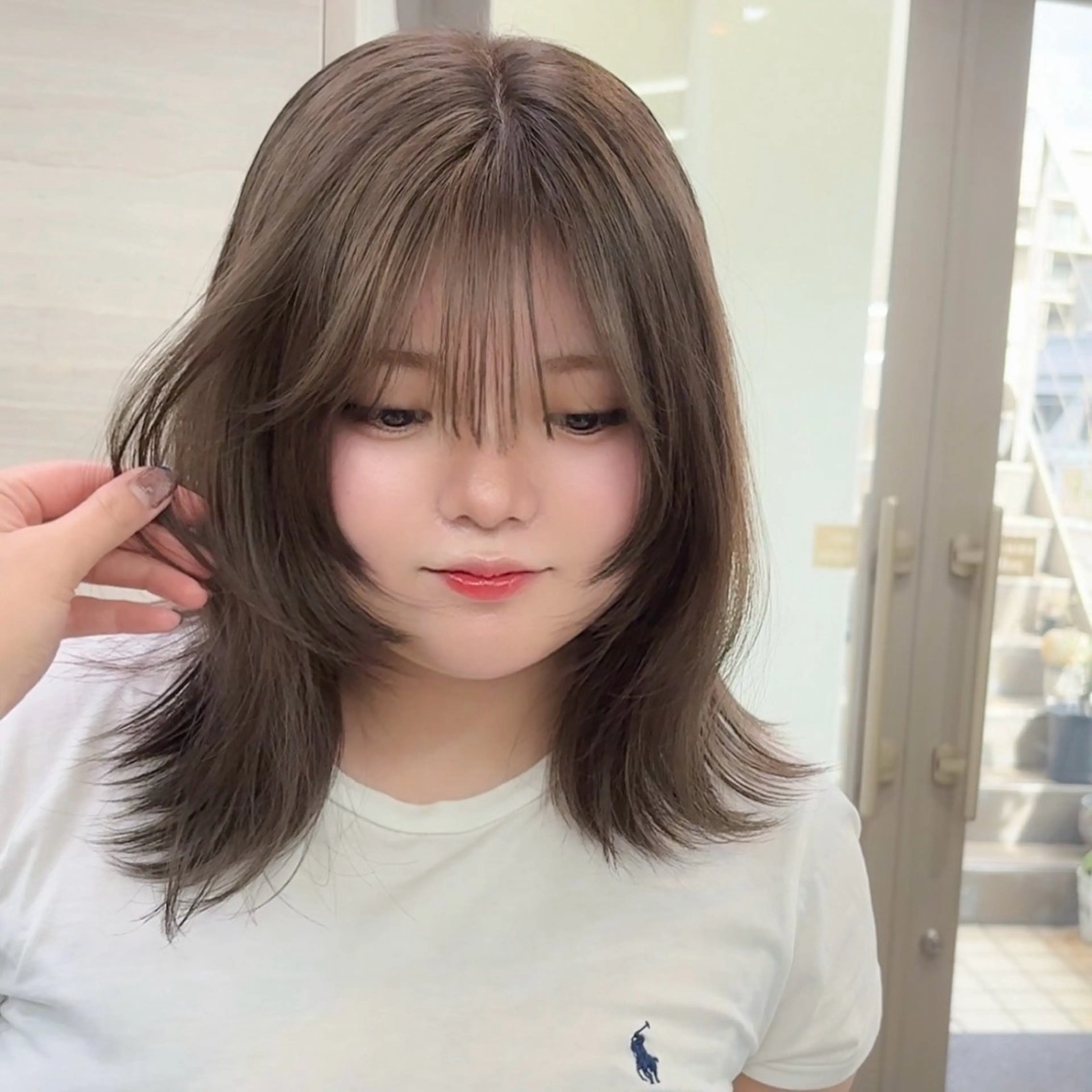 ミディアム カラー ベージュカラー ブリーチ 透明感カラー オリーブベージュ ヘアカラー The Path ARENのヘアスタイル