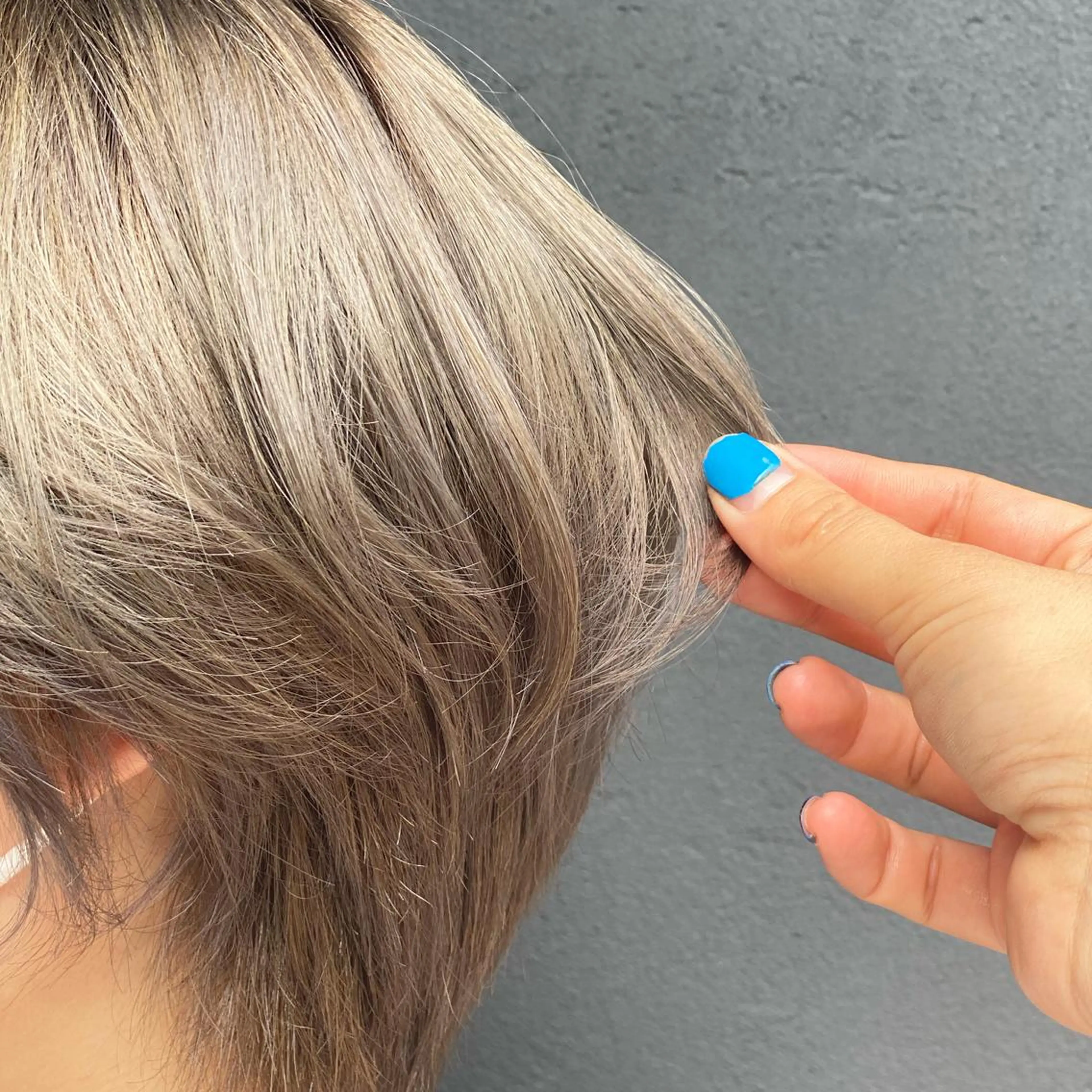 ショート カラー ヘアカラー トリートメント TRUCK トラックのヘアスタイル