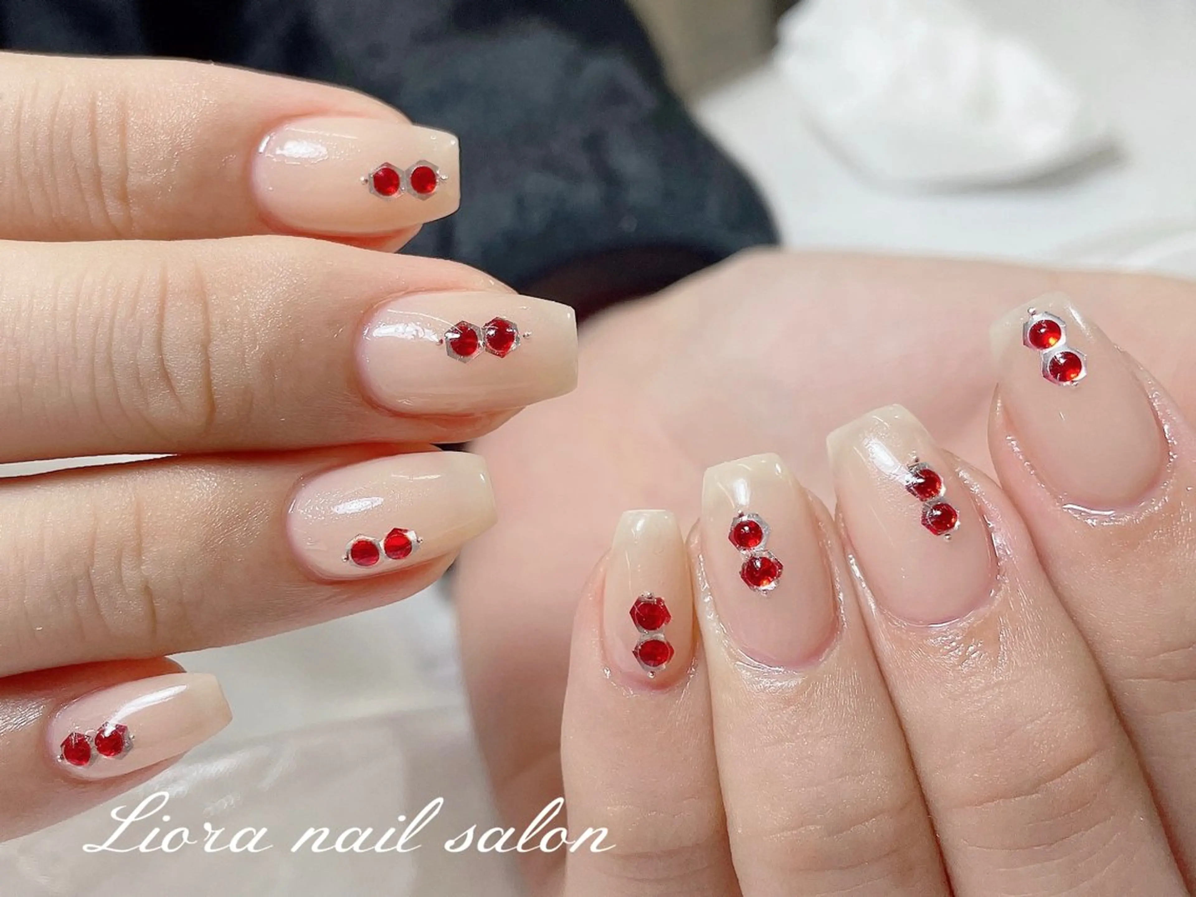 ネイル チークネイル フットネイル フレンチネイル ジェルネイル ガーリー ハンドネイル Liora nail salonのネイルデザイン